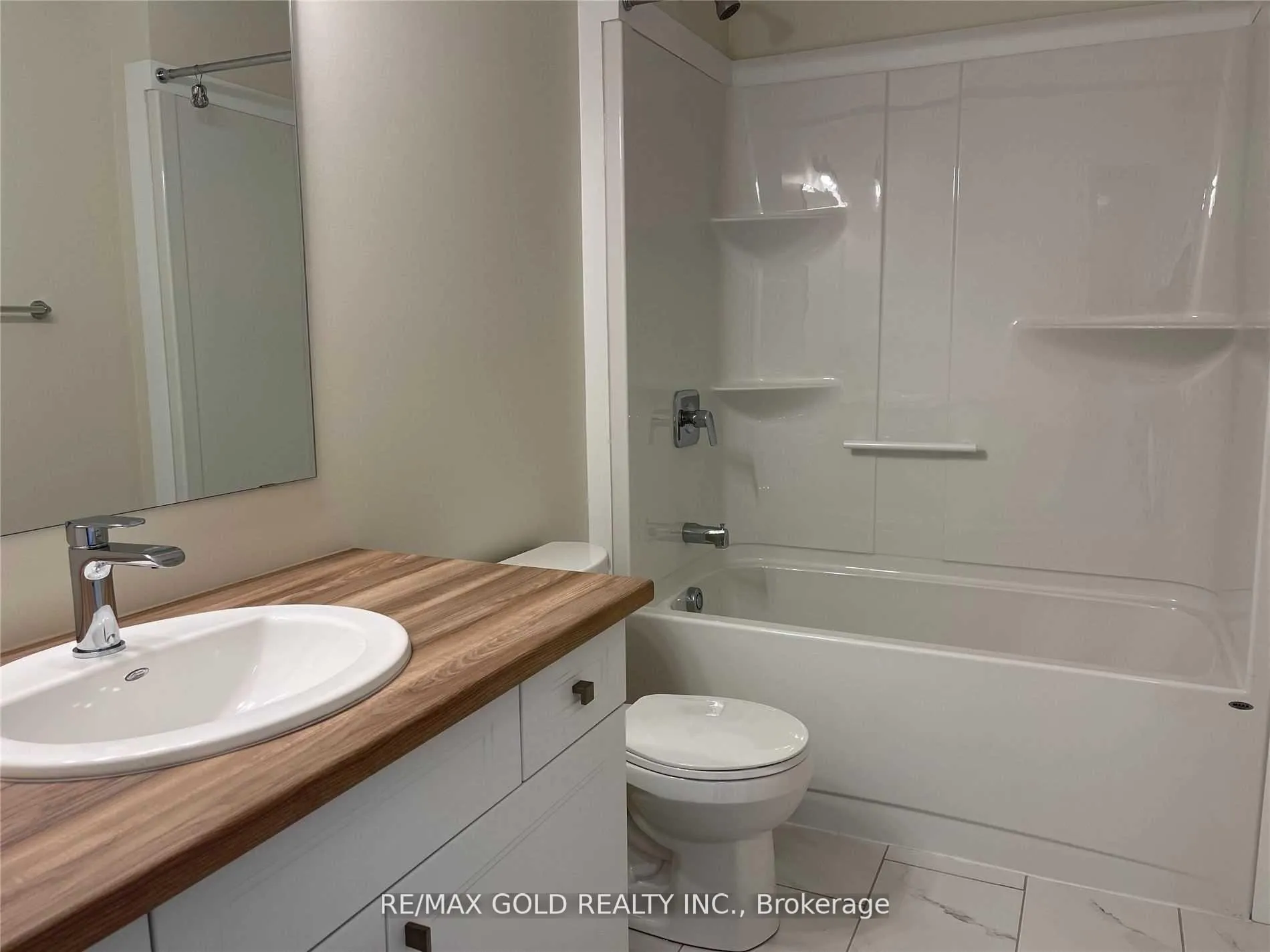 Photo 10 of Unit 54, 435 Callaway Road, London, North R — HOMEH
