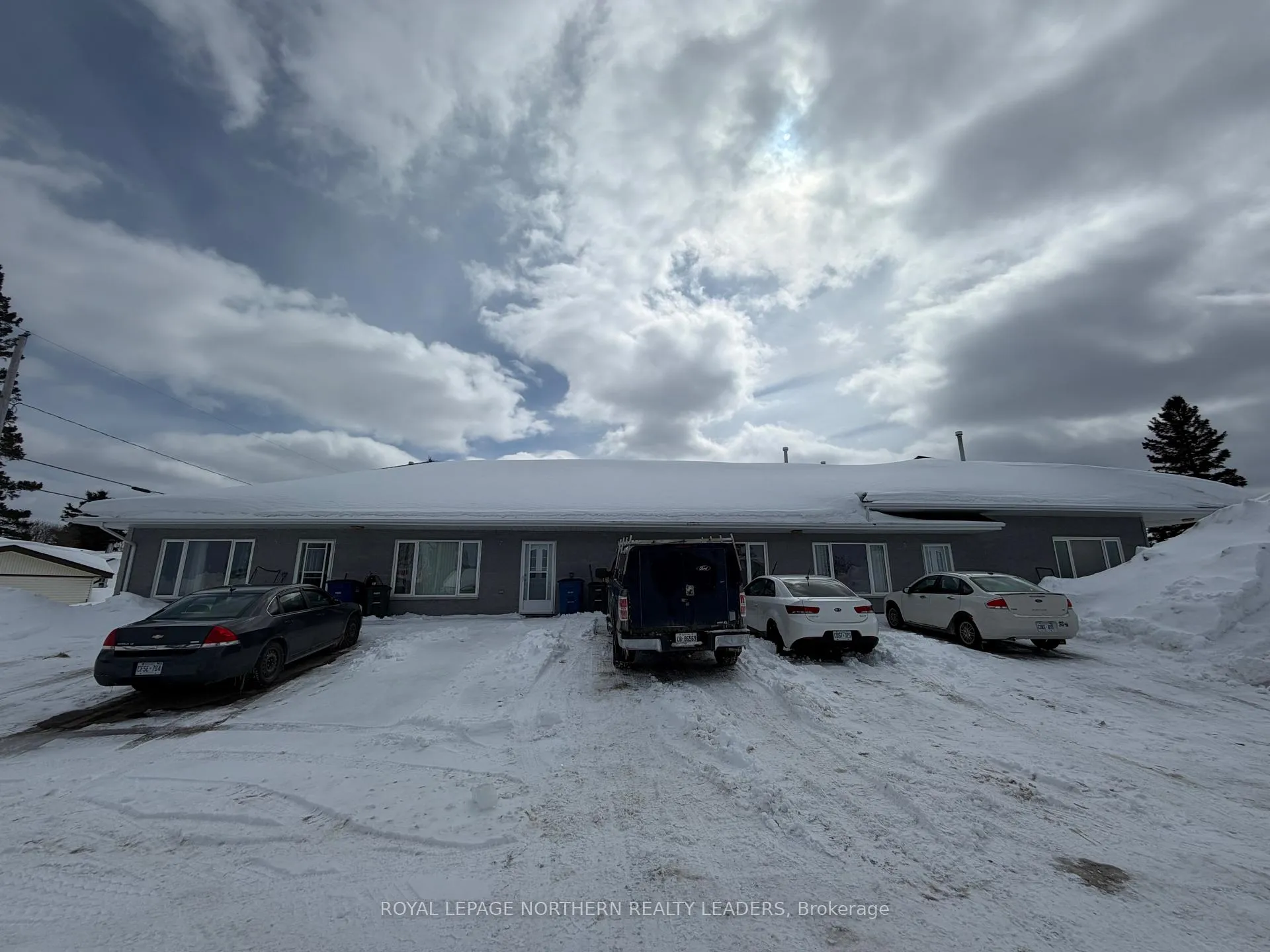 Photo 27 of 364 Eleventh Avenue, Cochrane — HOMEH