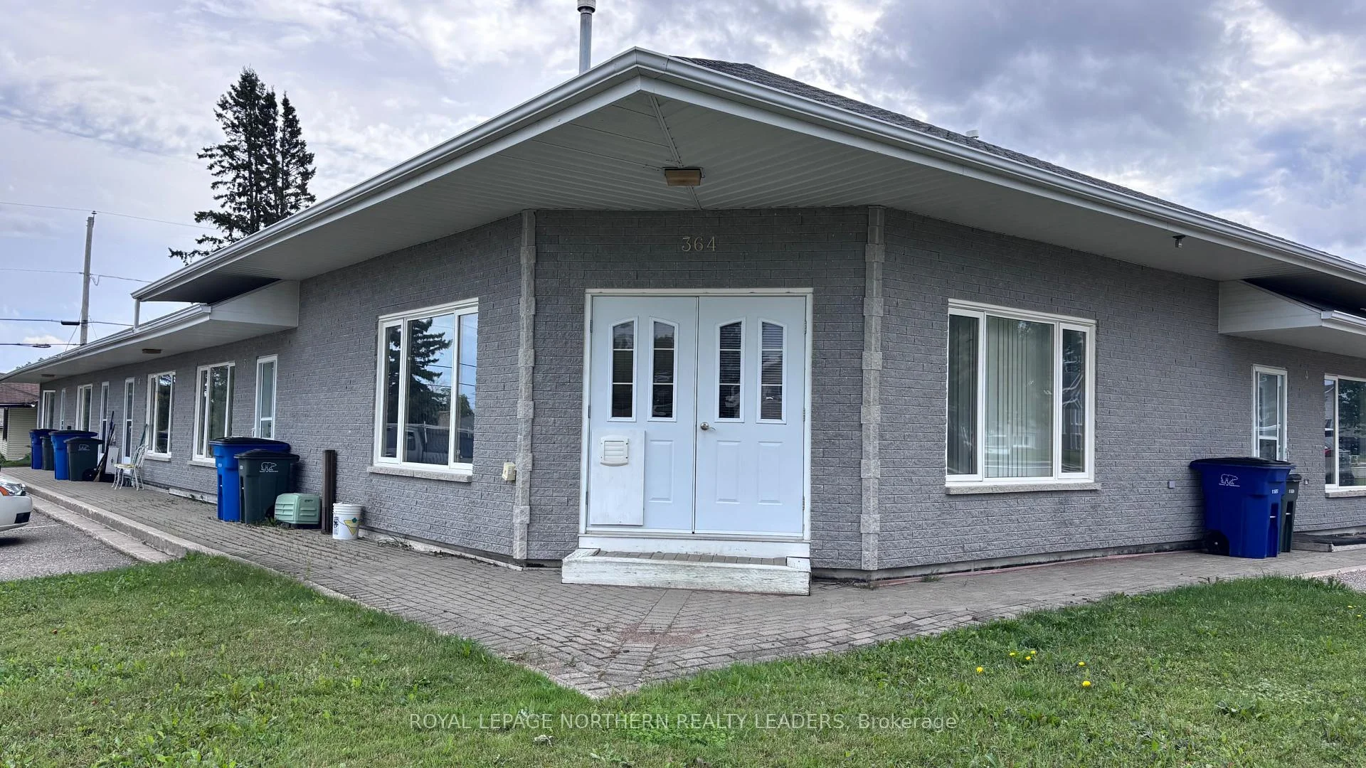 Photo 16 of 364 Eleventh Avenue, Cochrane — HOMEH