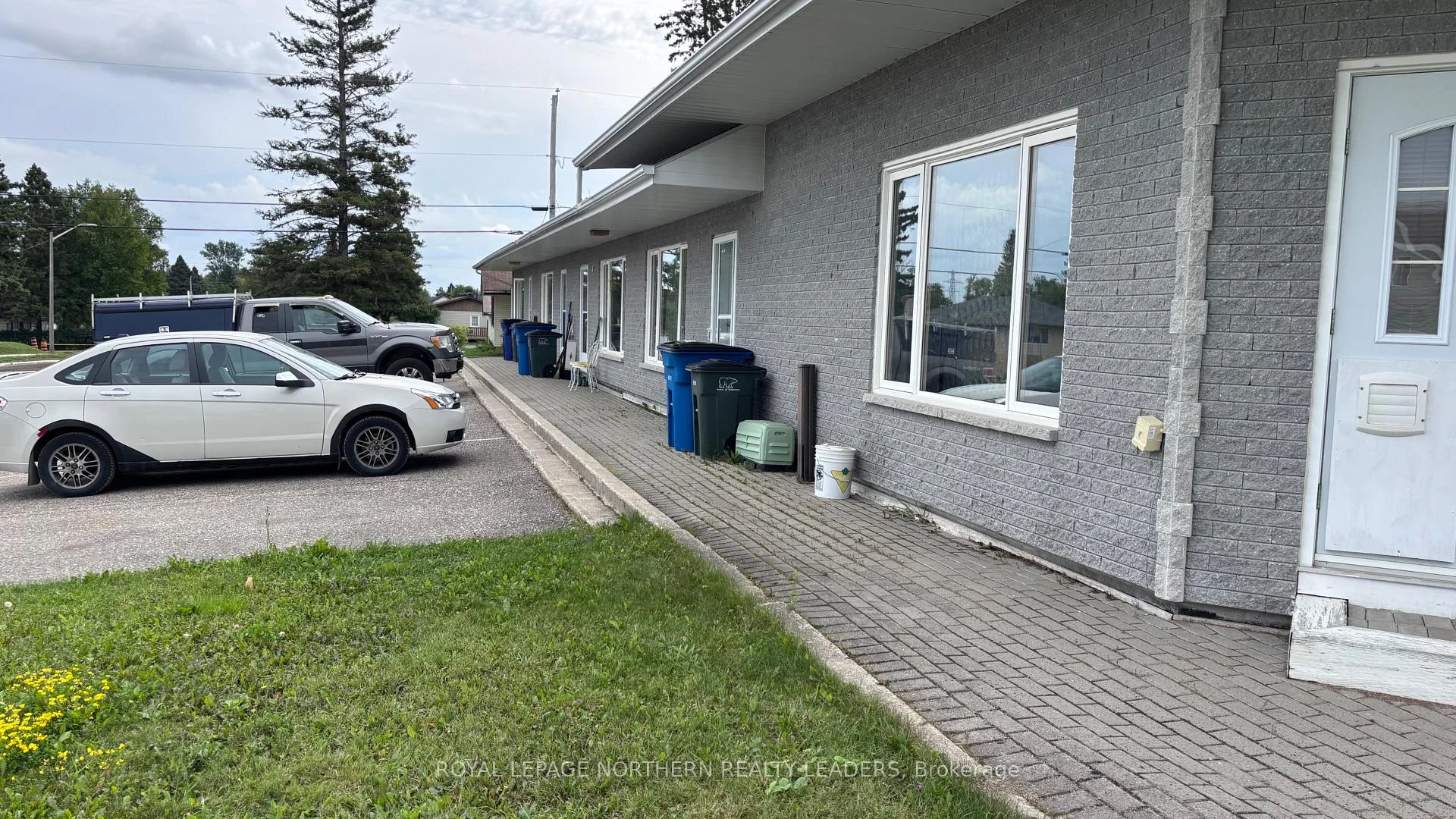 Photo 20 of 364 Eleventh Avenue, Cochrane — HOMEH
