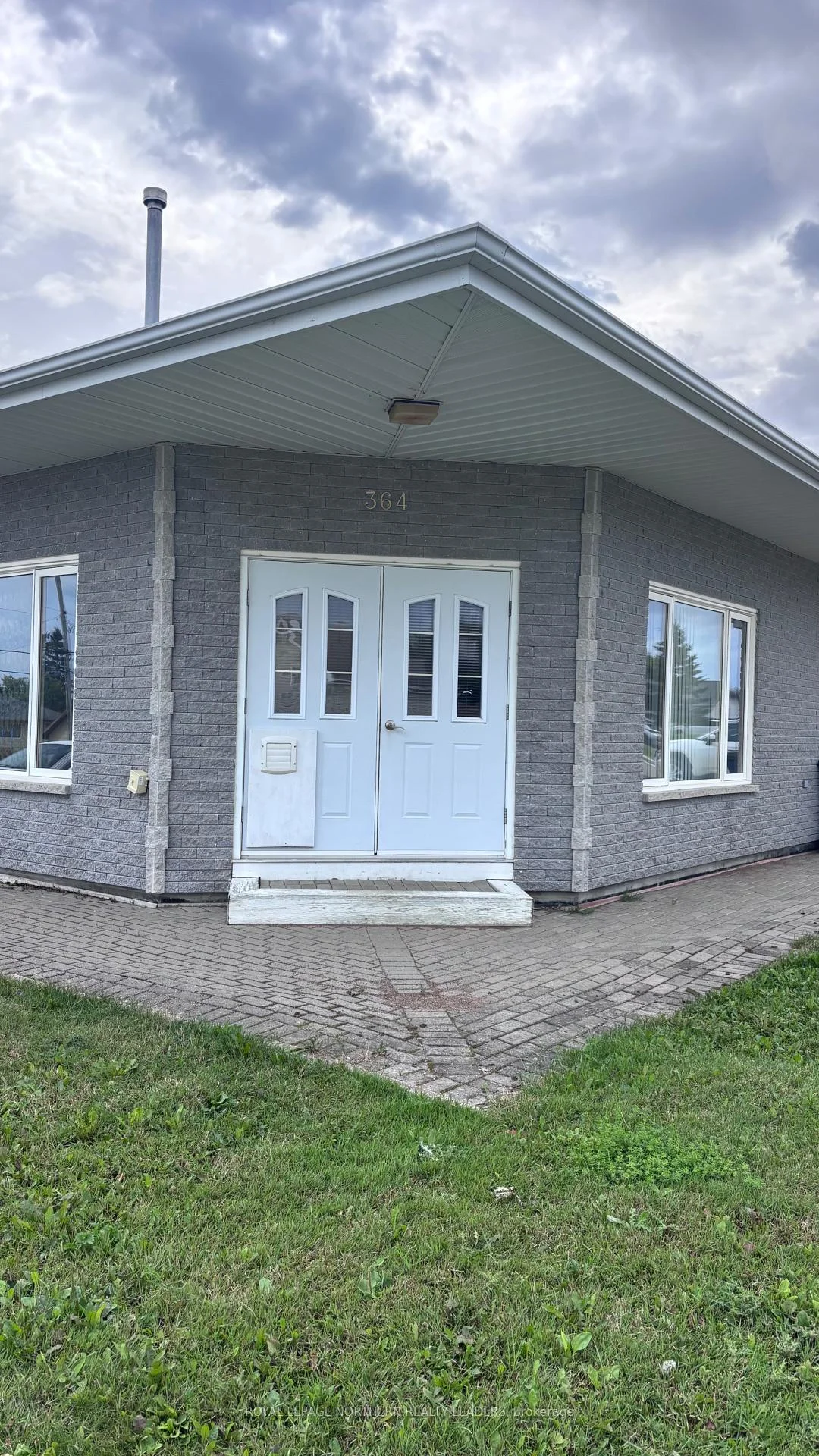 Photo 29 of 364 Eleventh Avenue, Cochrane — HOMEH