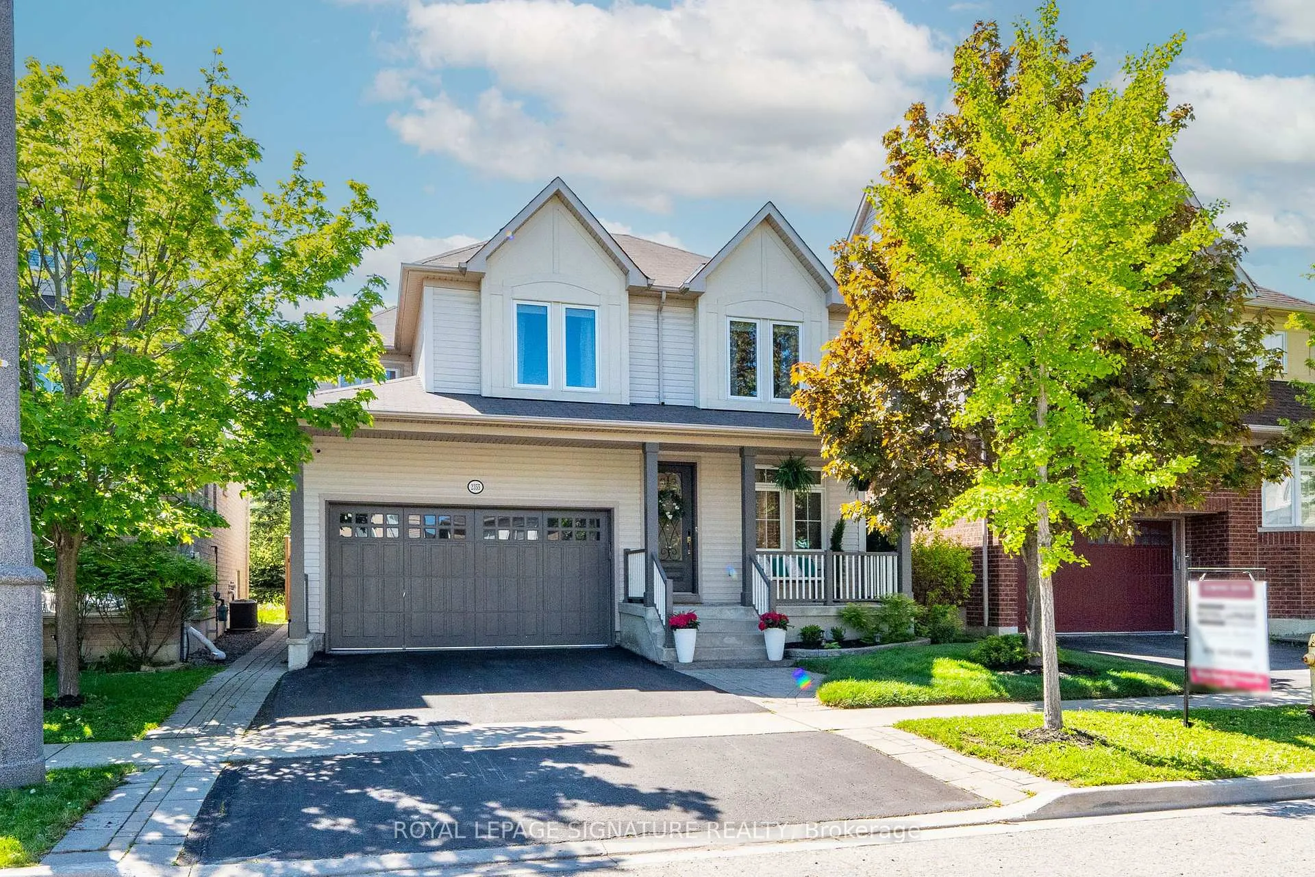 Photo 1 of 2355 Pilgrim Square, Oshawa, Windfields — HOMEH