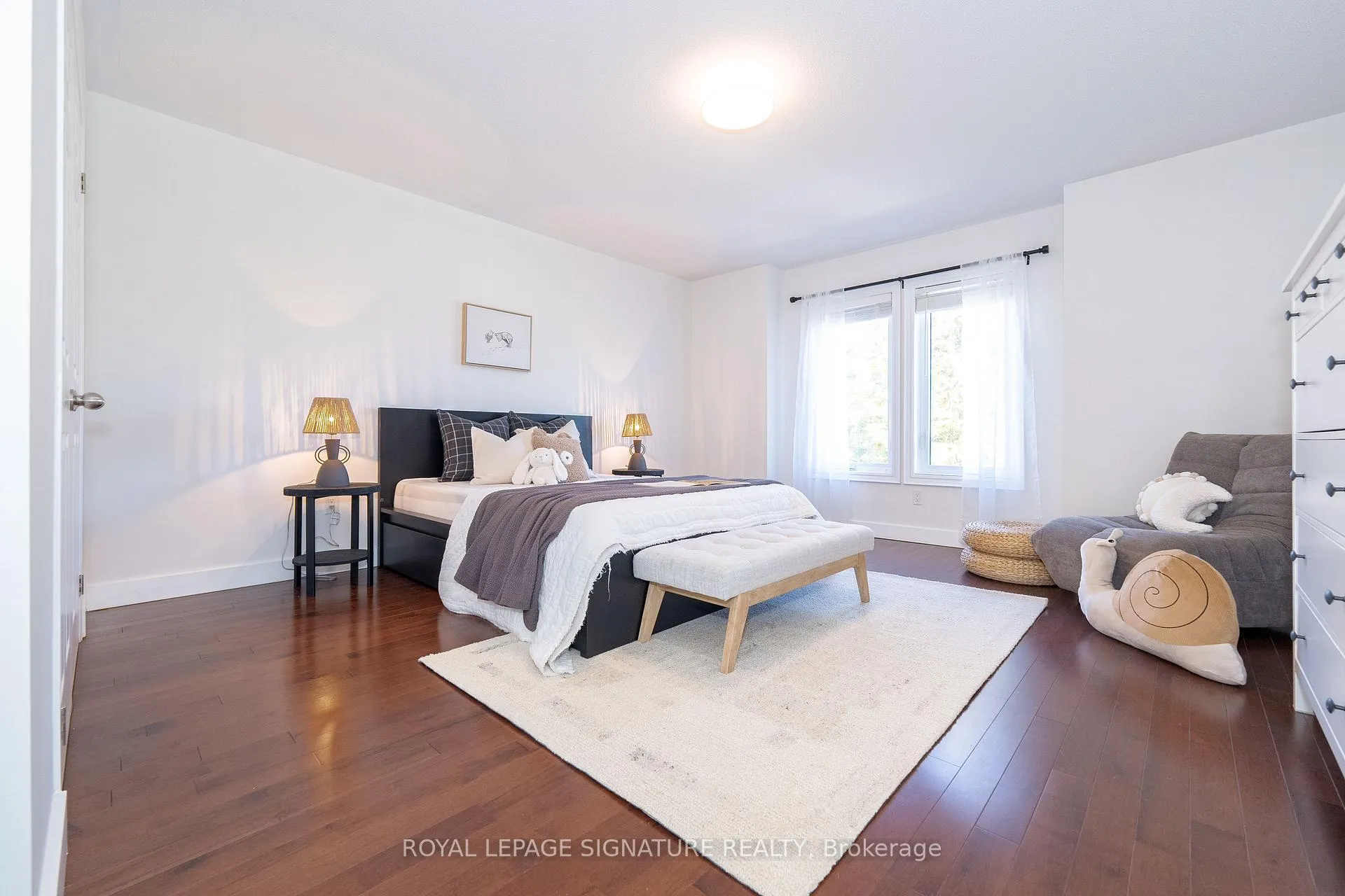 Photo 16 of 2355 Pilgrim Square, Oshawa, Windfields — HOMEH