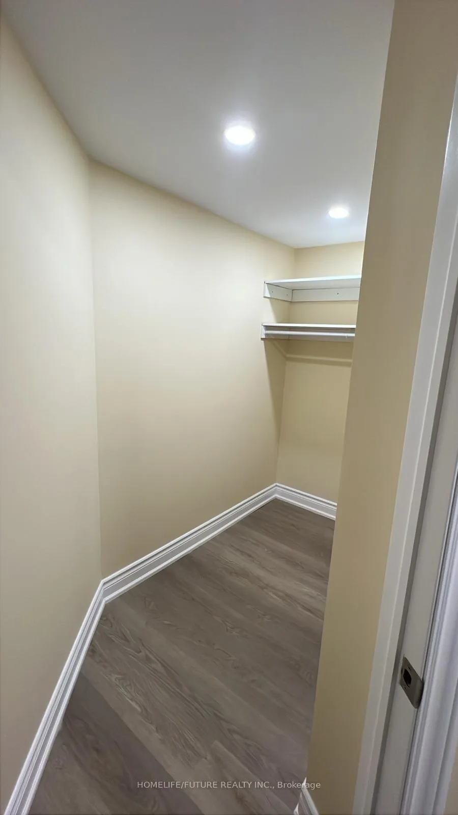 Photo 8 of Unit BSMT, 33 Marley Court, Markham, Middlefield — HOMEH