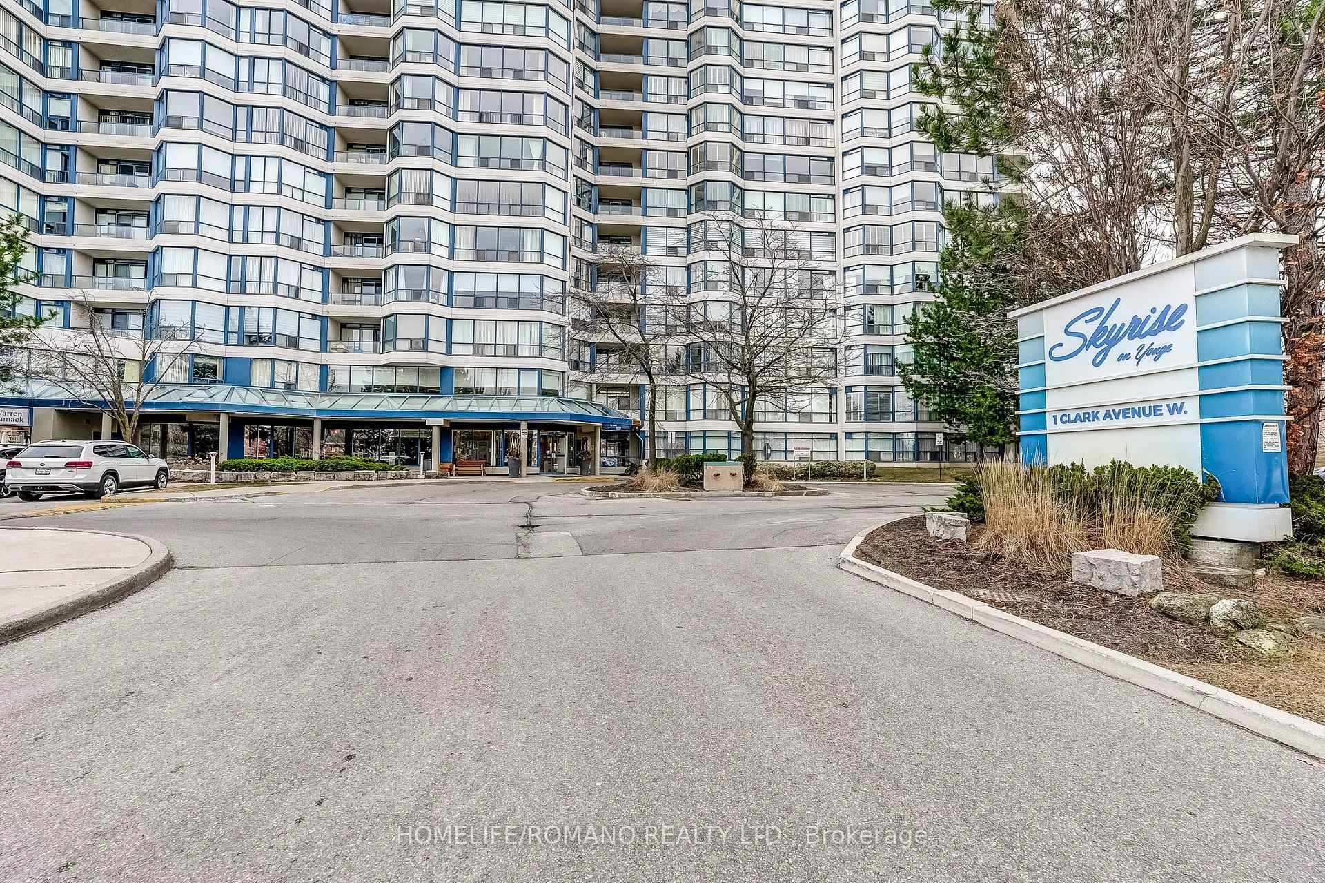 Photo 4 of Unit 508, 1 Clark Avenue W, Vaughan, Crestwood-Springfarm-Yorkhill — HOMEH