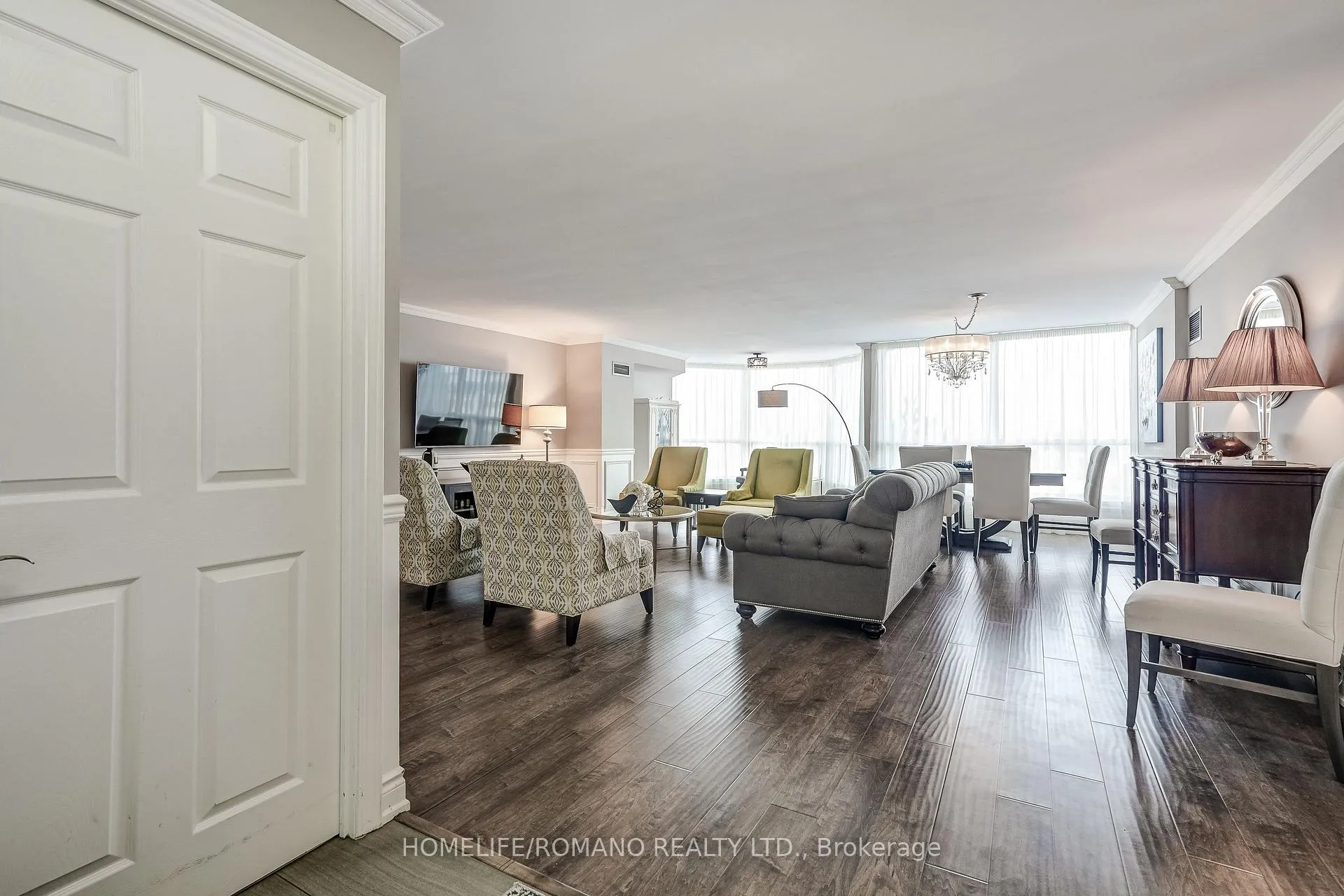 Photo 8 of Unit 508, 1 Clark Avenue W, Vaughan, Crestwood-Springfarm-Yorkhill — HOMEH