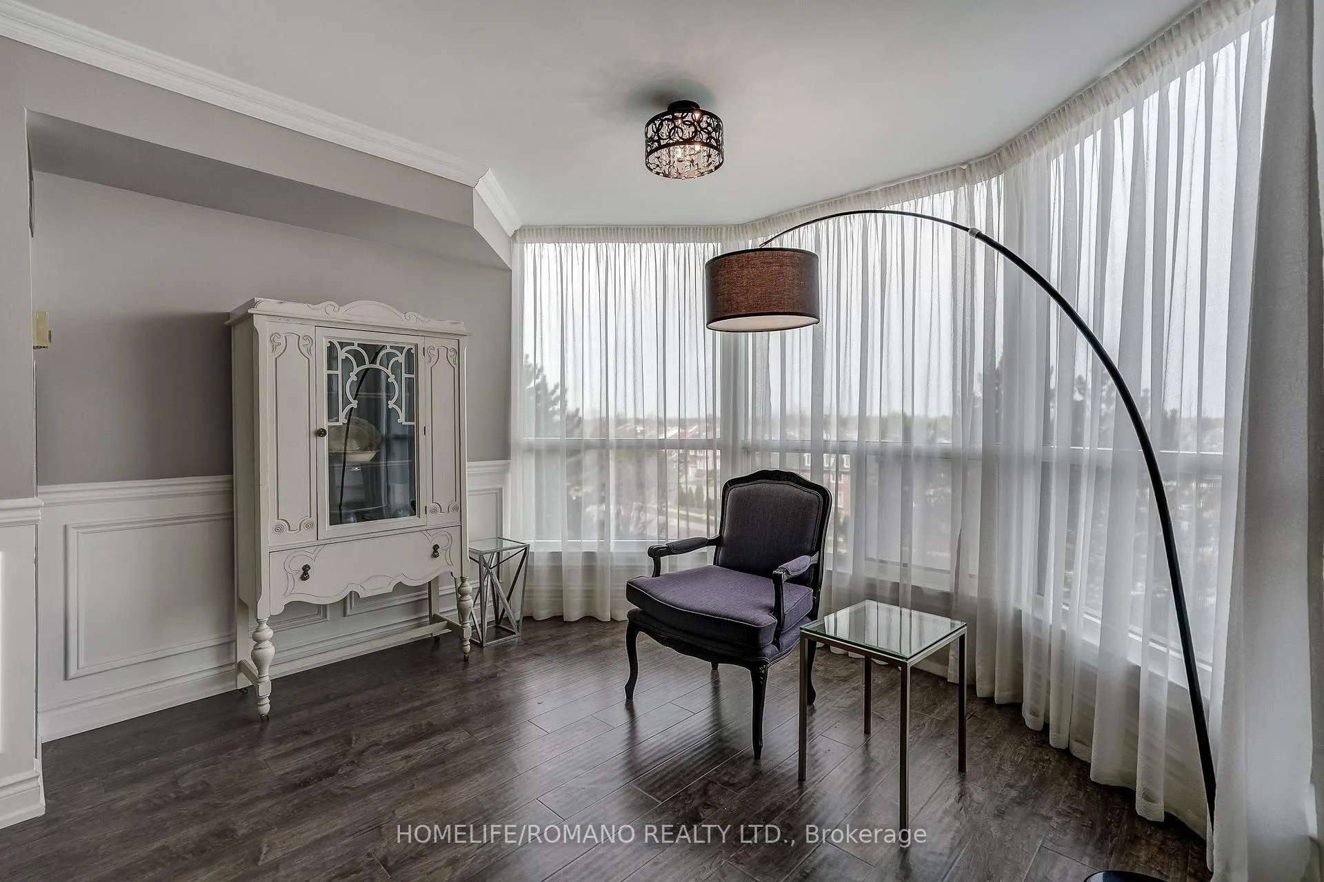 Photo 17 of Unit 508, 1 Clark Avenue W, Vaughan, Crestwood-Springfarm-Yorkhill — HOMEH