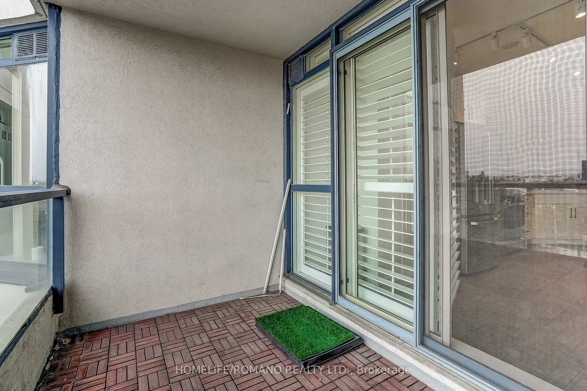 Photo 33 of Unit 508, 1 Clark Avenue W, Vaughan, Crestwood-Springfarm-Yorkhill — HOMEH