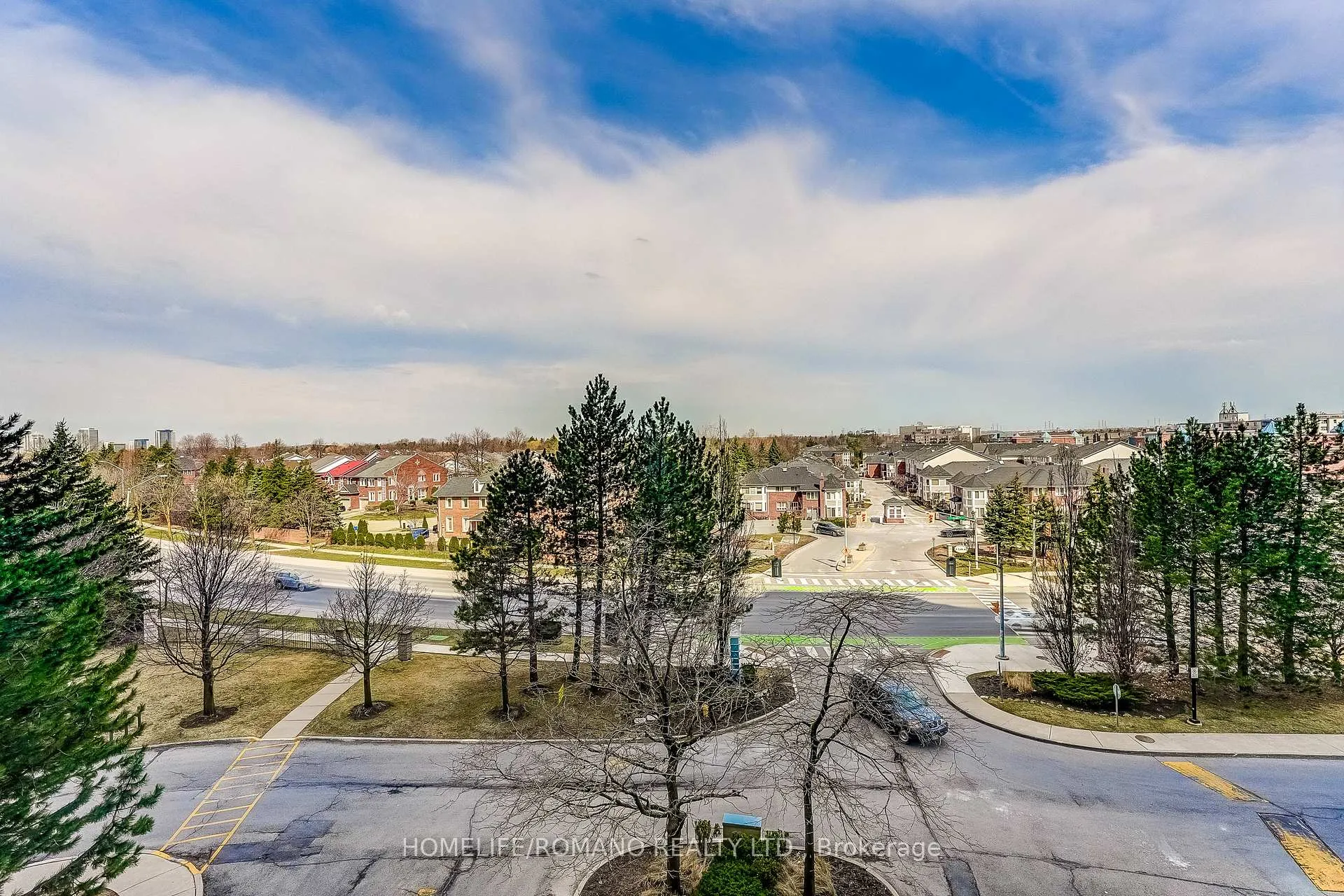 Photo 34 of Unit 508, 1 Clark Avenue W, Vaughan, Crestwood-Springfarm-Yorkhill — HOMEH