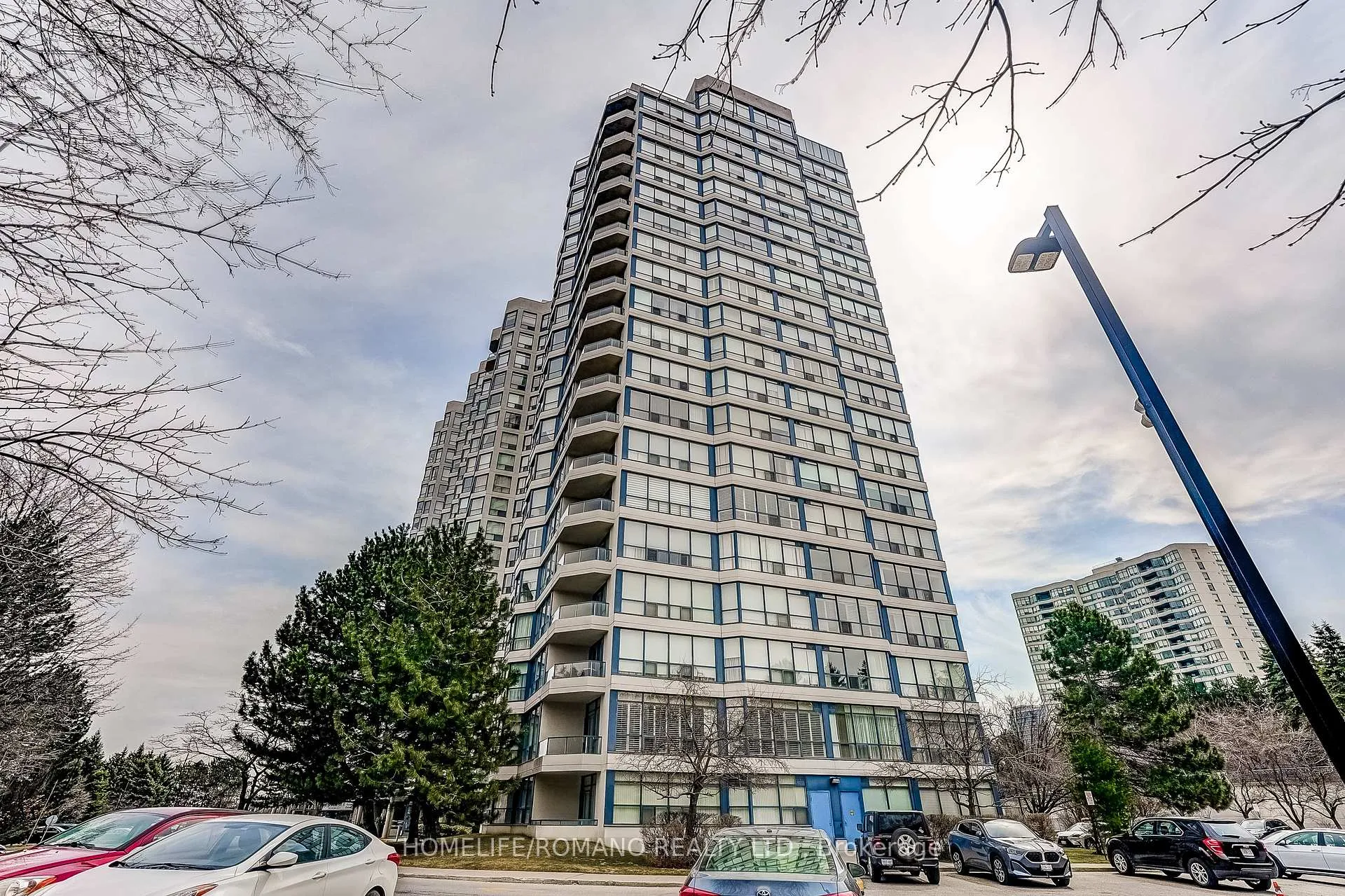 Photo 35 of Unit 508, 1 Clark Avenue W, Vaughan, Crestwood-Springfarm-Yorkhill — HOMEH