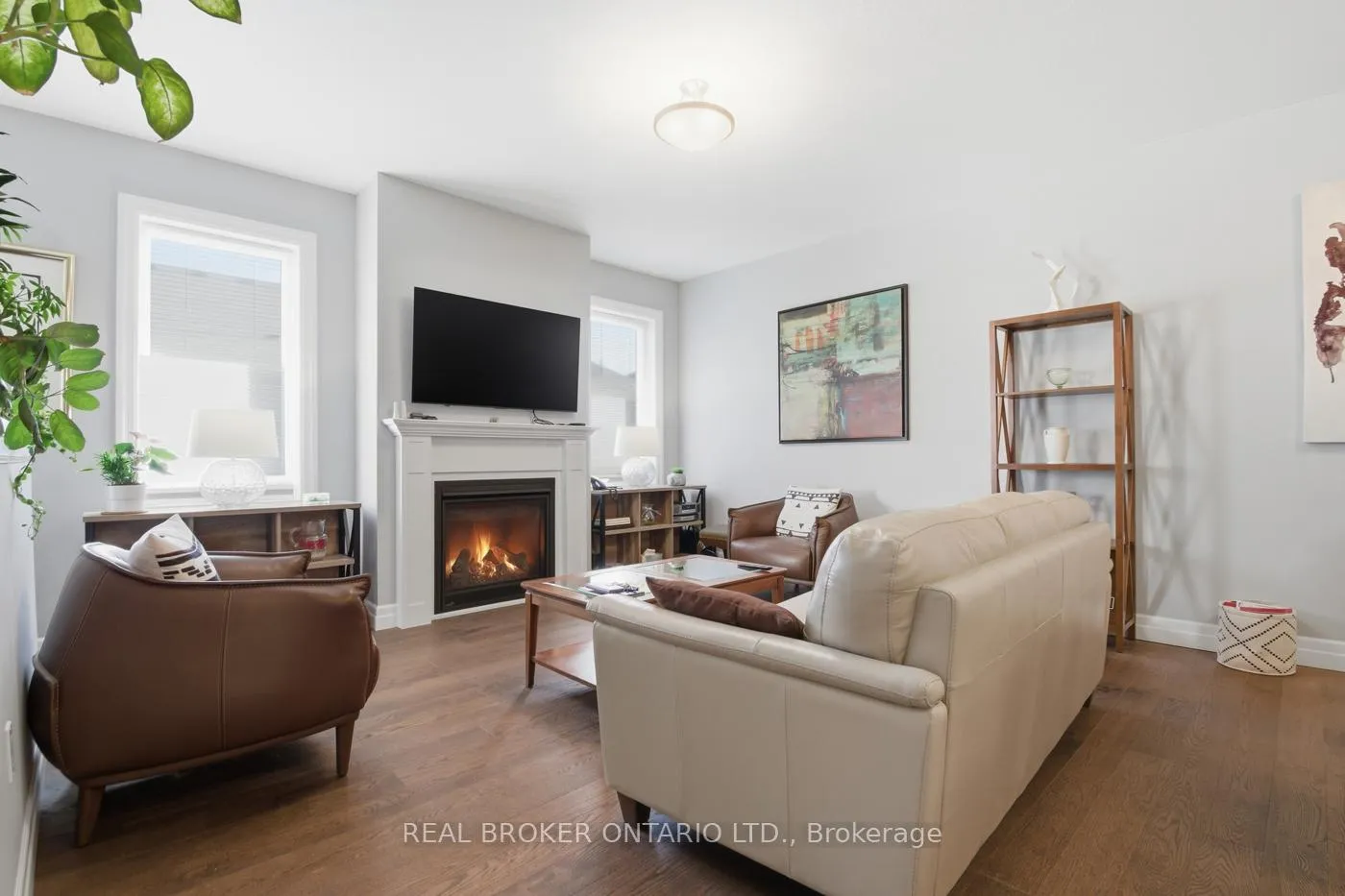 Photo 17 of 18 Borden Trail, Welland, Prince Charles — HOMEH