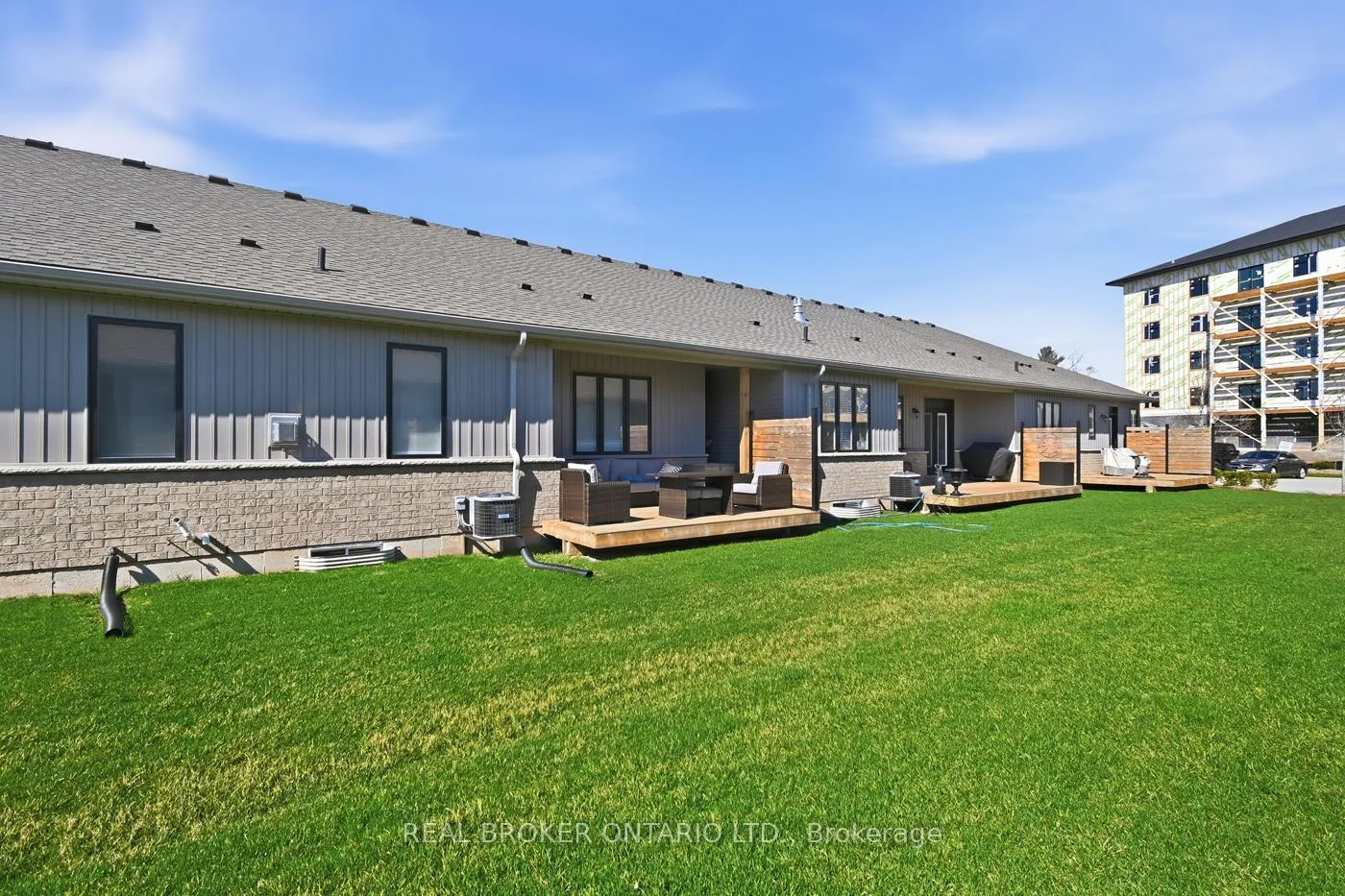 Photo 40 of 18 Borden Trail, Welland, Prince Charles — HOMEH
