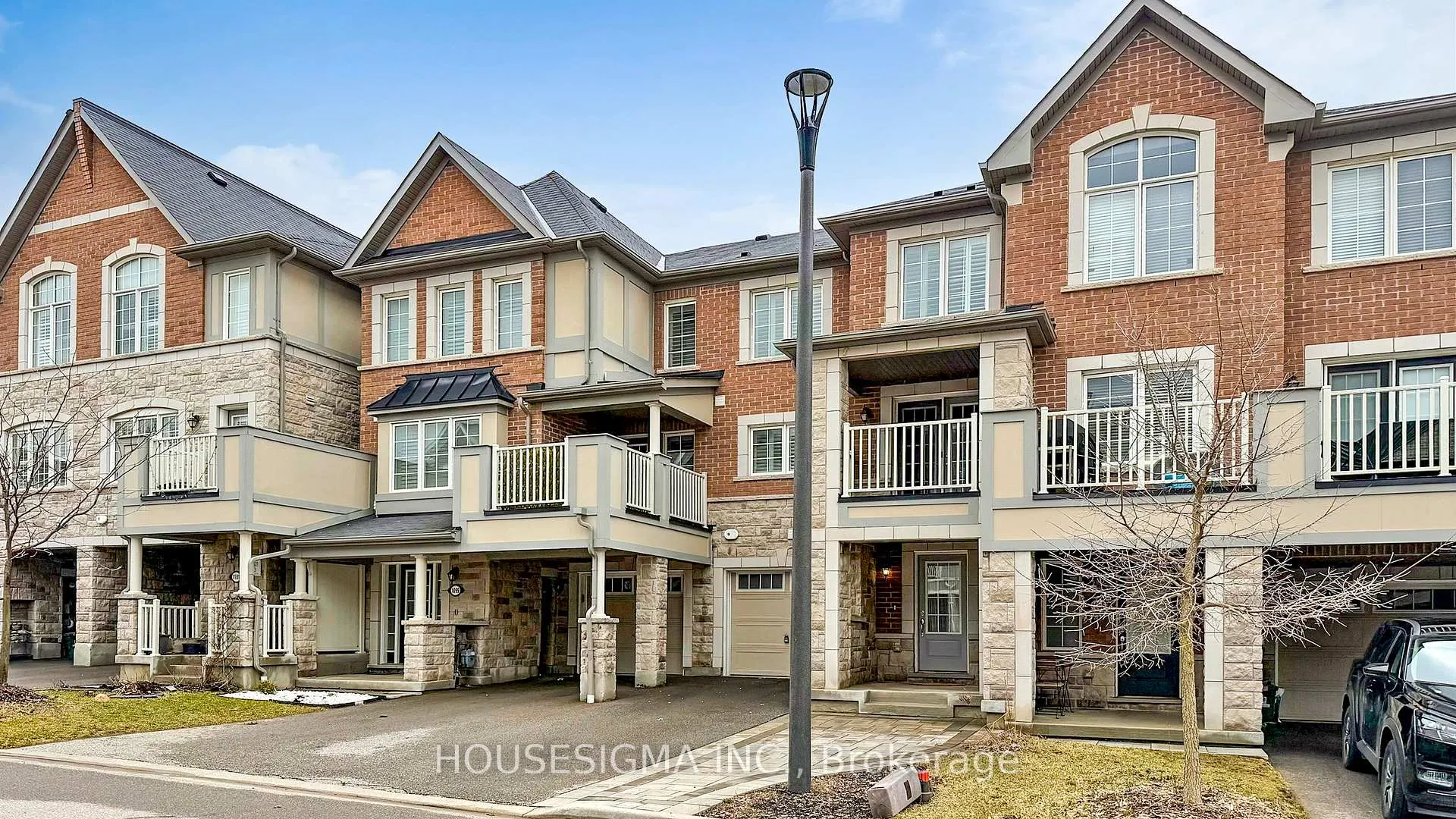 Photo 3 of 1097 Silk Street, Pickering, Rural Pickering — HOMEH