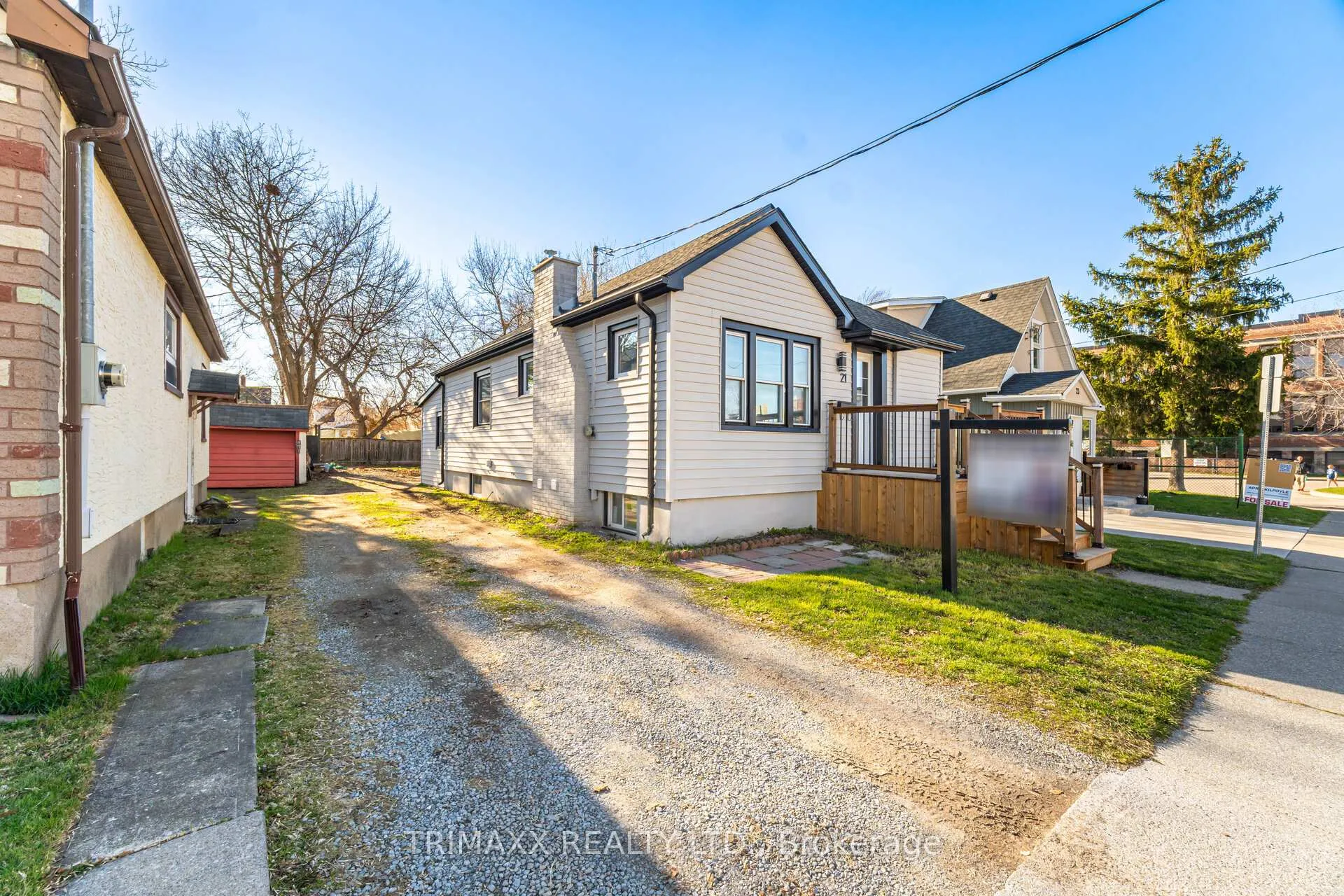 Photo 2 of 21 Prince Street, St. Catharines, E. Chester — HOMEH