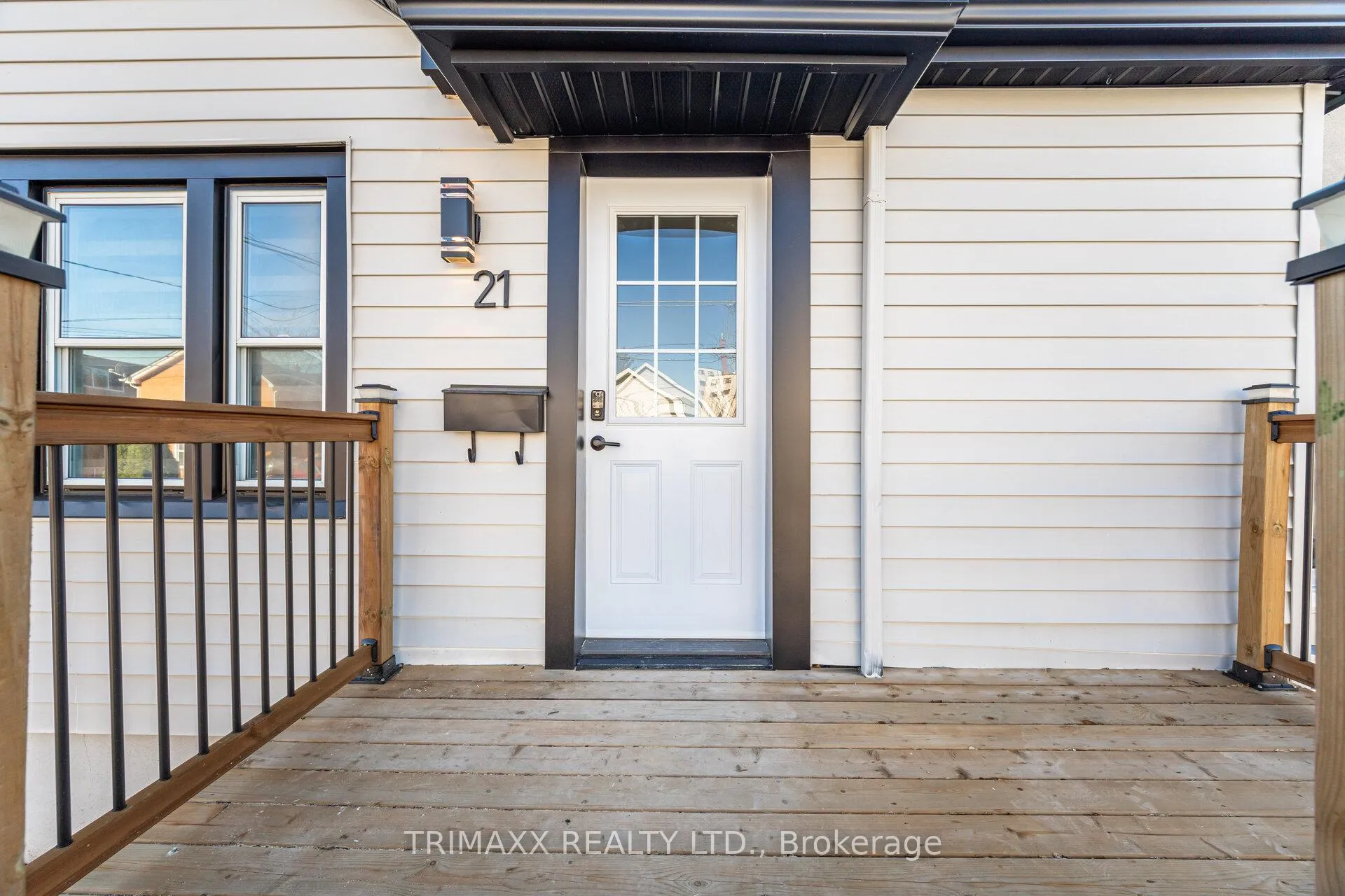 Photo 4 of 21 Prince Street, St. Catharines, E. Chester — HOMEH