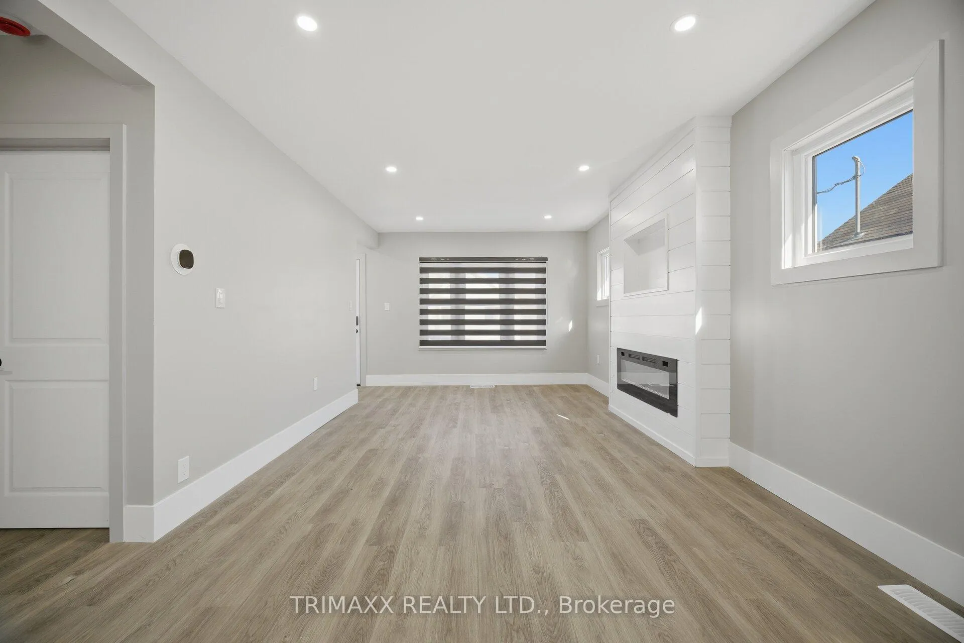 Photo 7 of 21 Prince Street, St. Catharines, E. Chester — HOMEH