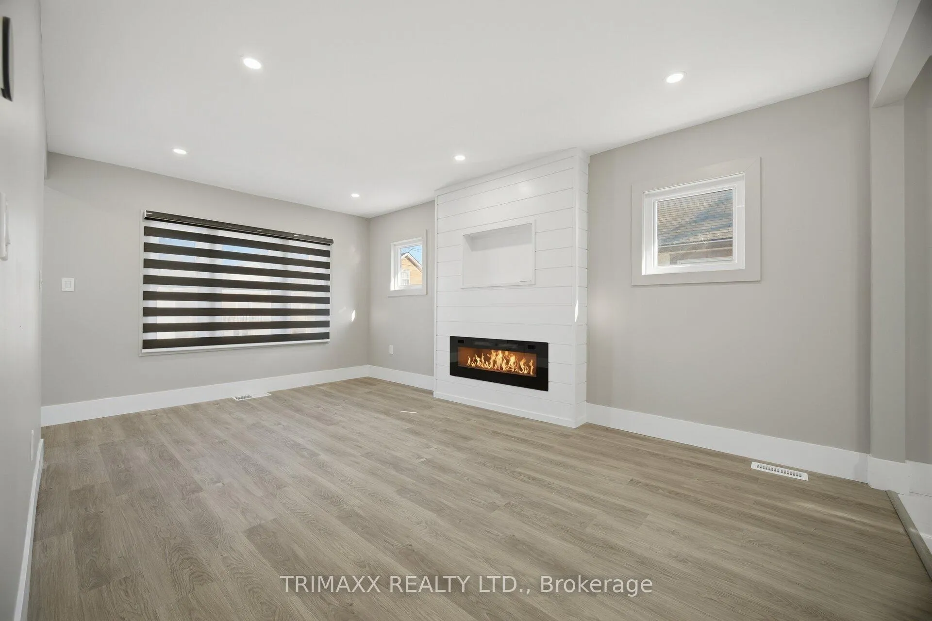 Photo 9 of 21 Prince Street, St. Catharines, E. Chester — HOMEH