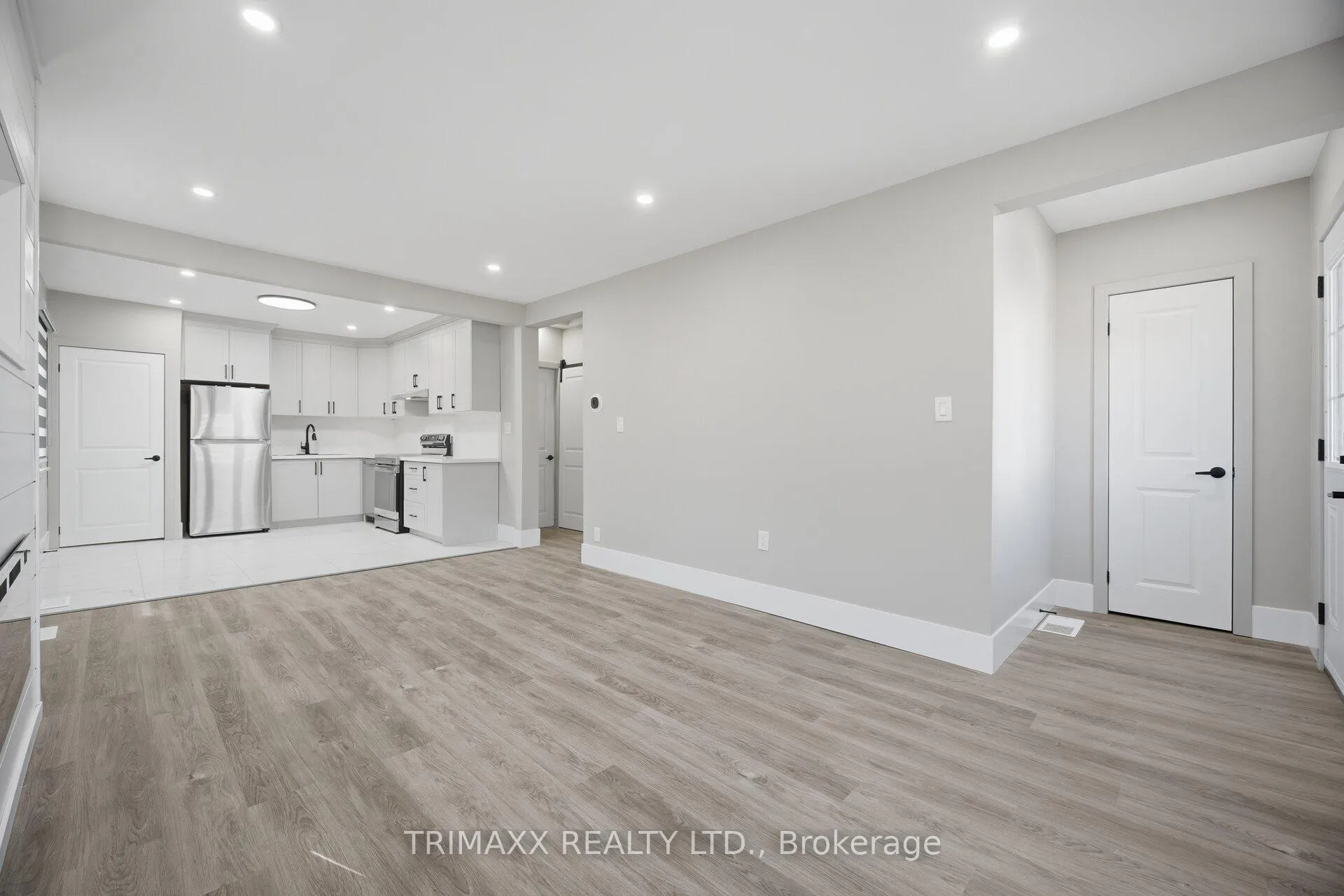 Photo 11 of 21 Prince Street, St. Catharines, E. Chester — HOMEH