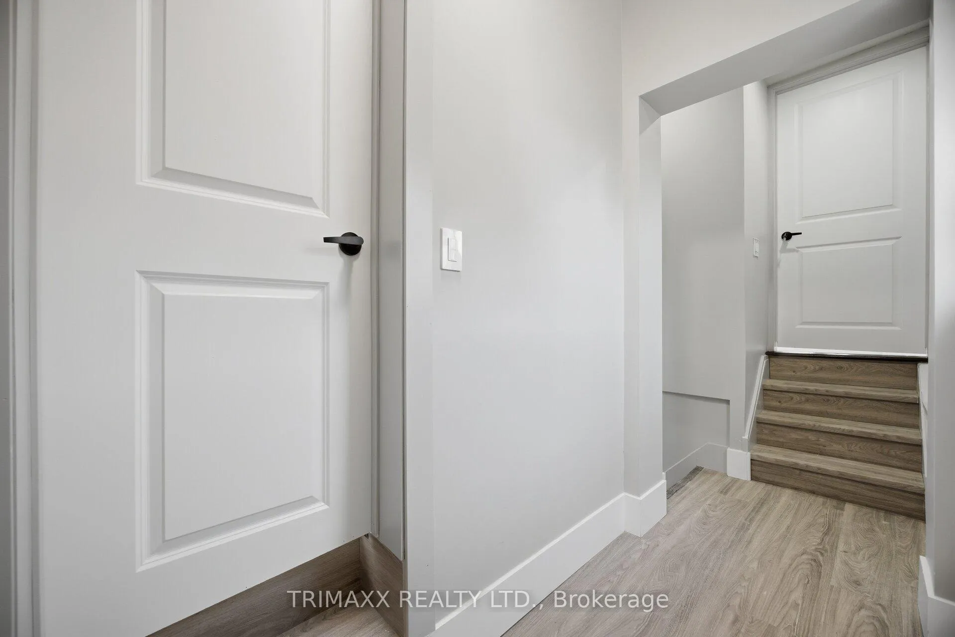 Photo 26 of 21 Prince Street, St. Catharines, E. Chester — HOMEH