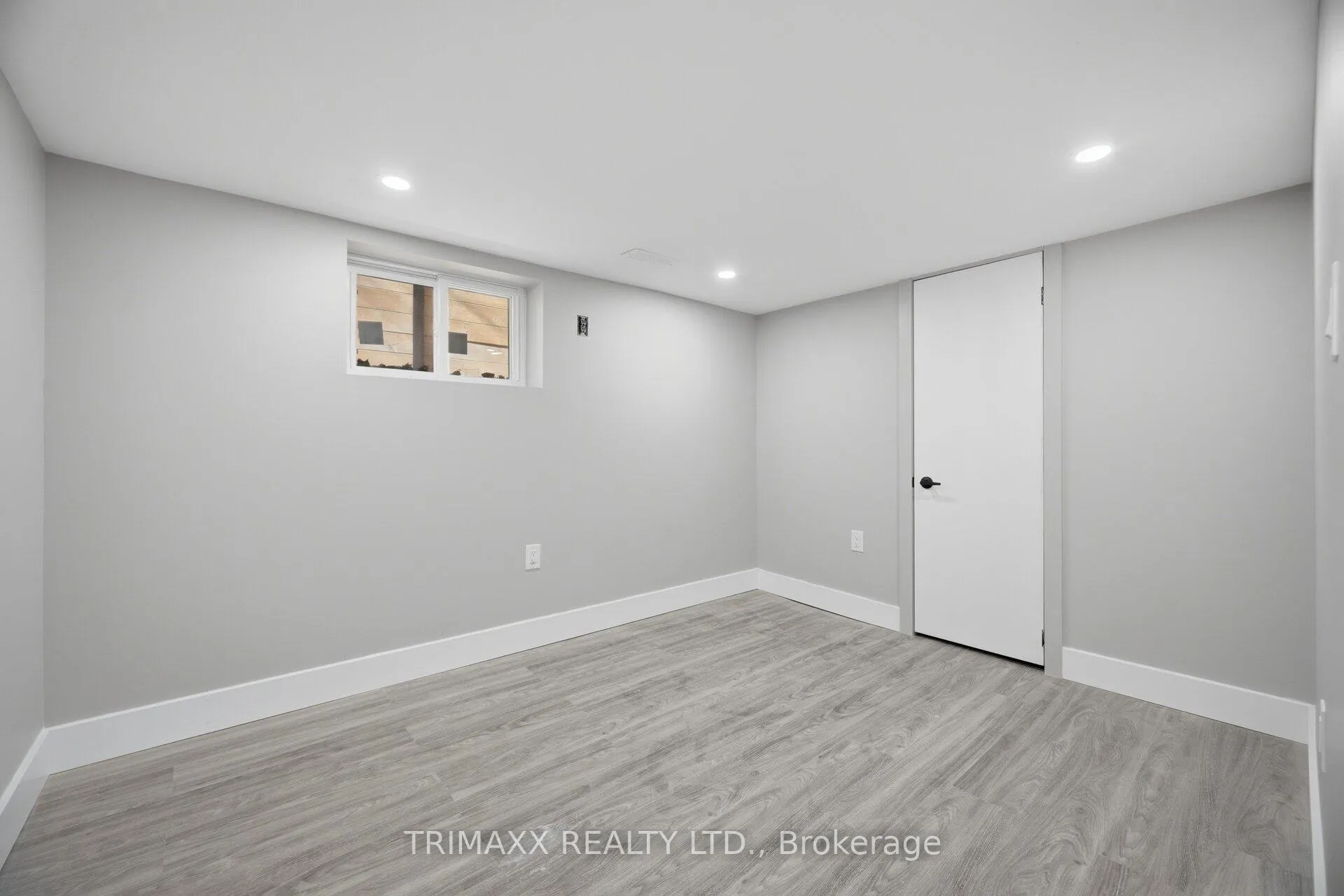 Photo 37 of 21 Prince Street, St. Catharines, E. Chester — HOMEH