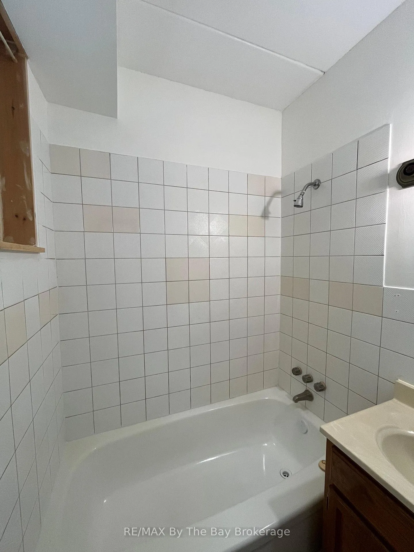Photo 10 of Unit A08, 280 River Road E, Wasaga Beach — HOMEH