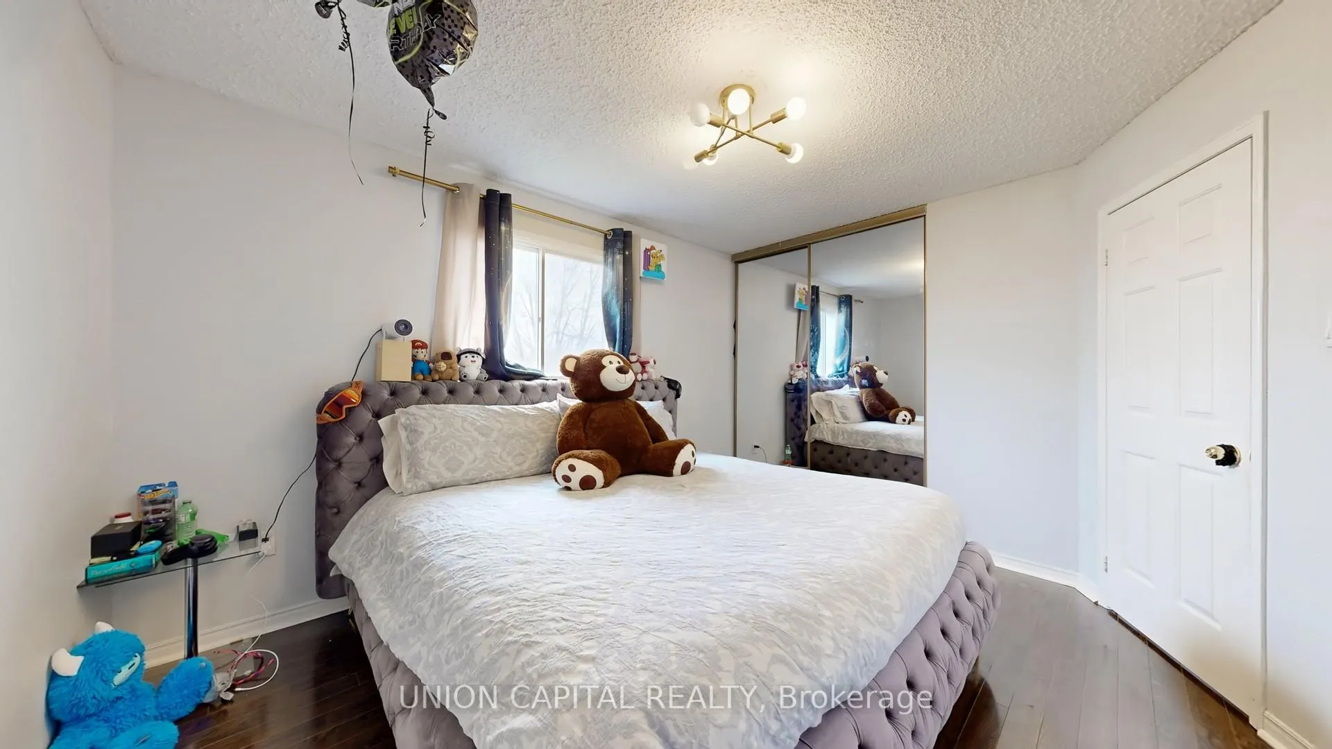 Photo 8 of 142 Wright Crescent, Ajax, Central — HOMEH