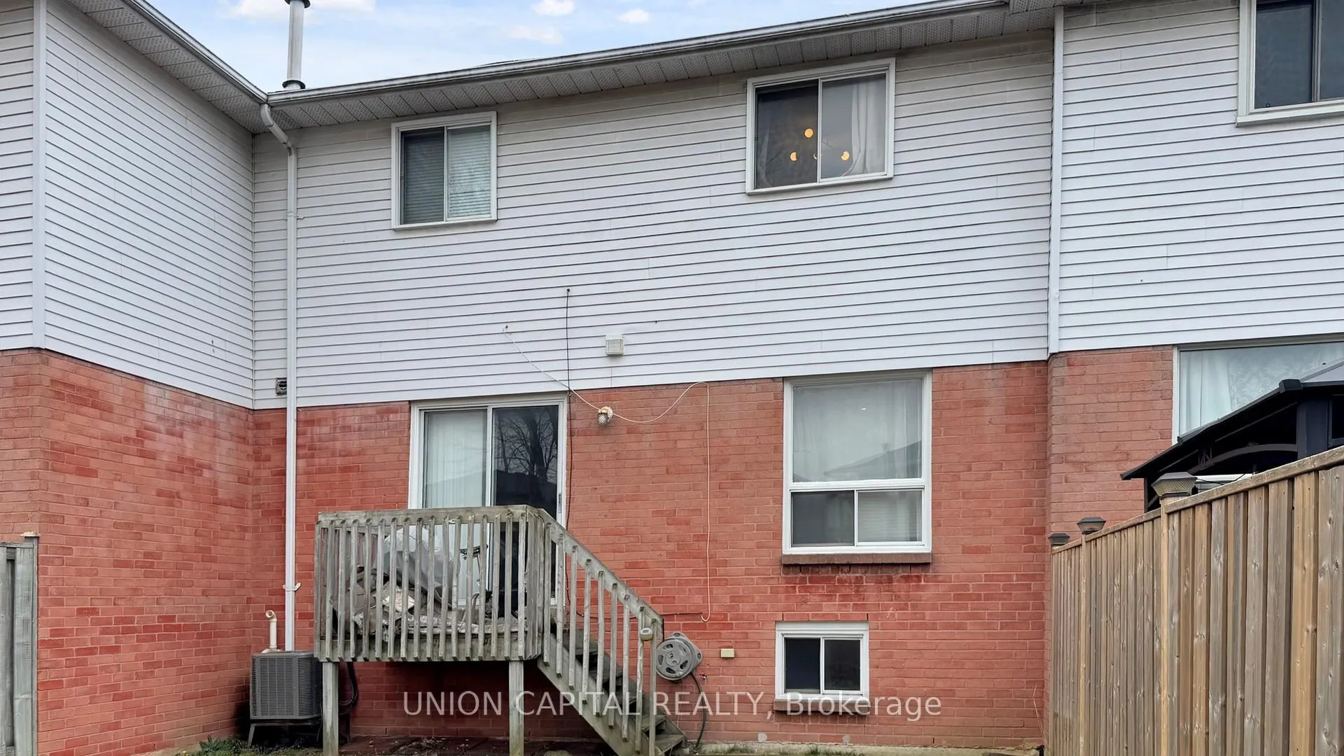 Photo 14 of 142 Wright Crescent, Ajax, Central — HOMEH