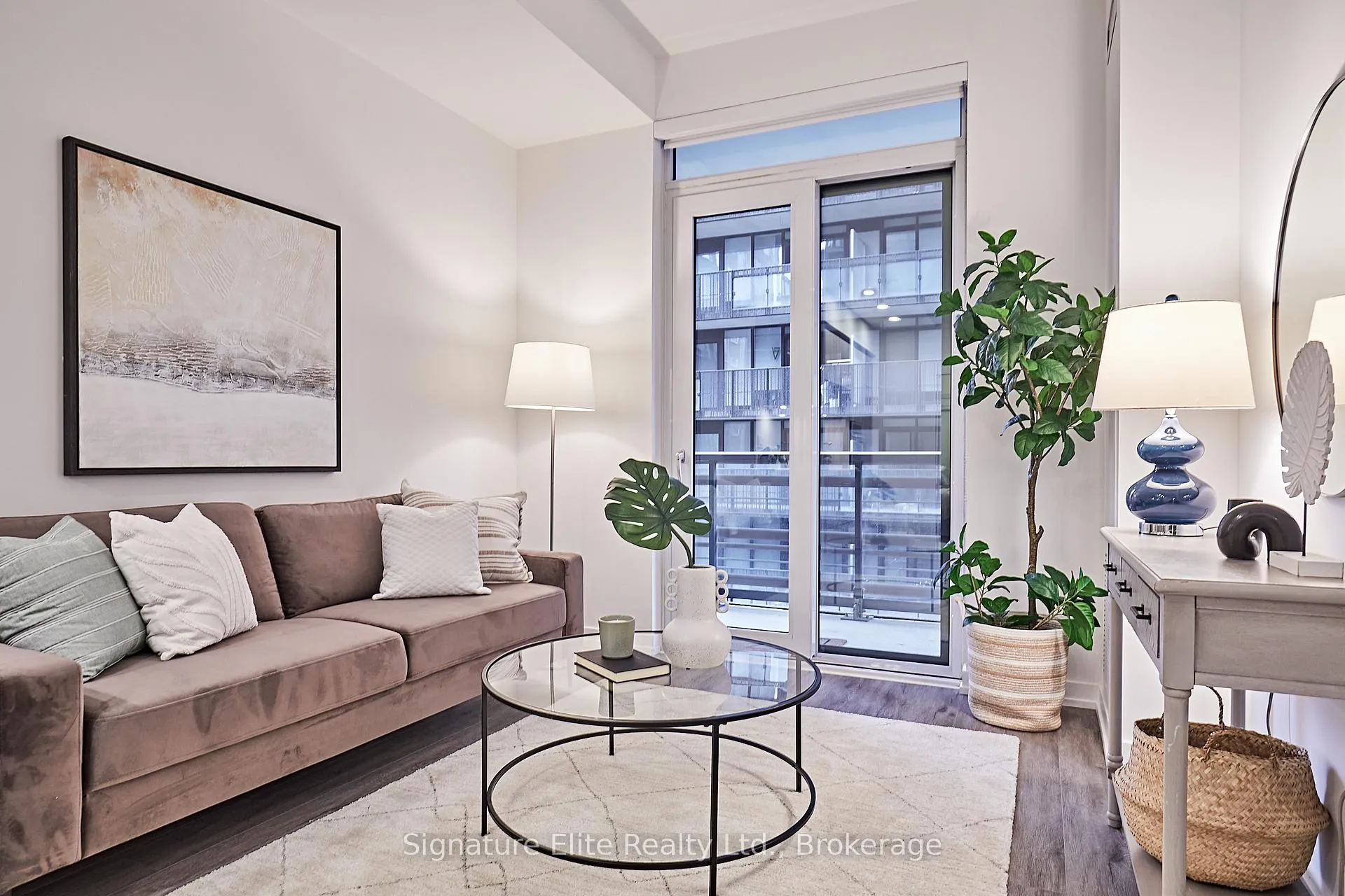 Front of Unit 307, 39 Roehampton Avenue
