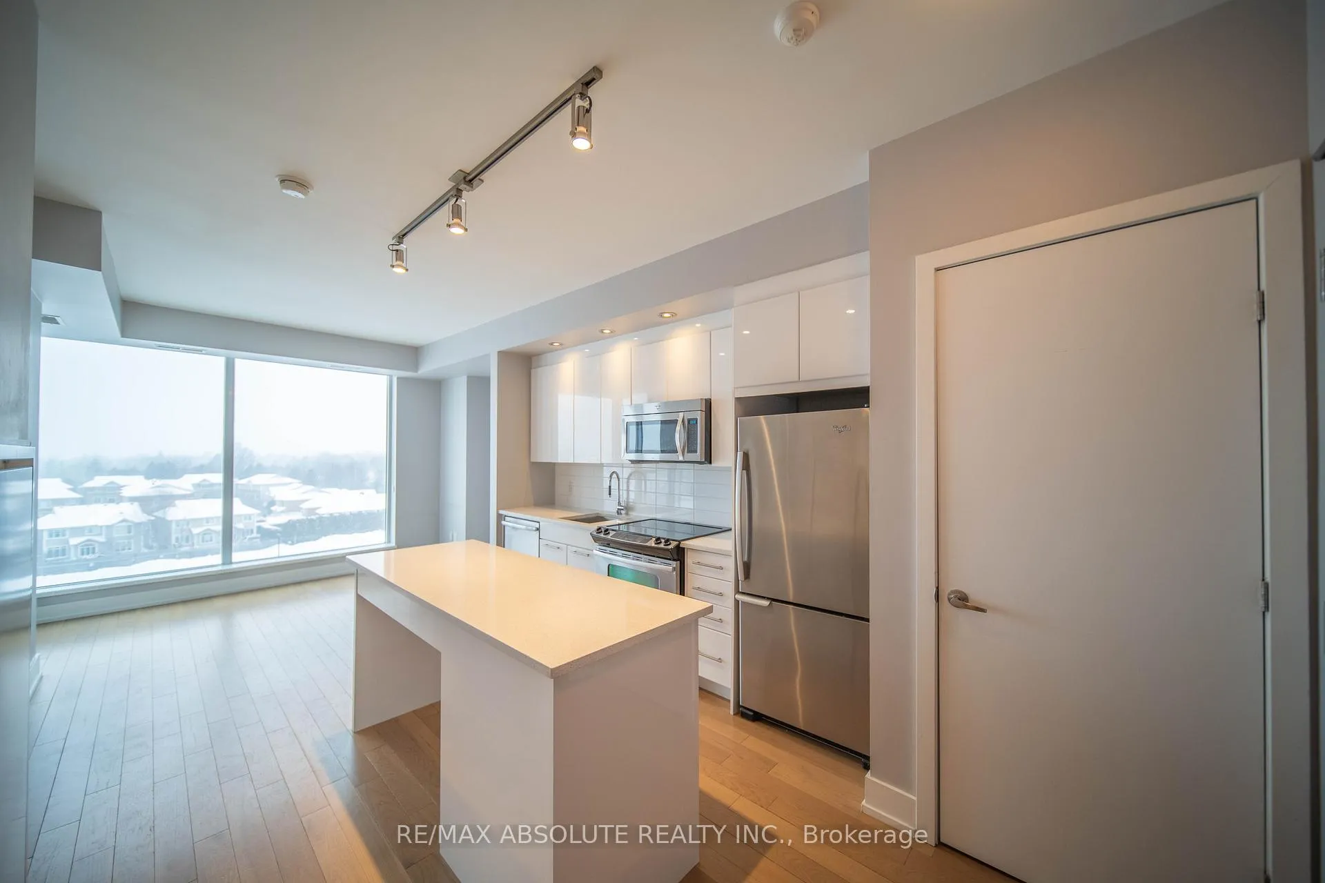 Photo 5 of Unit 607, 360 Patricia Avenue, Ottawa, Westboro South — HOMEH