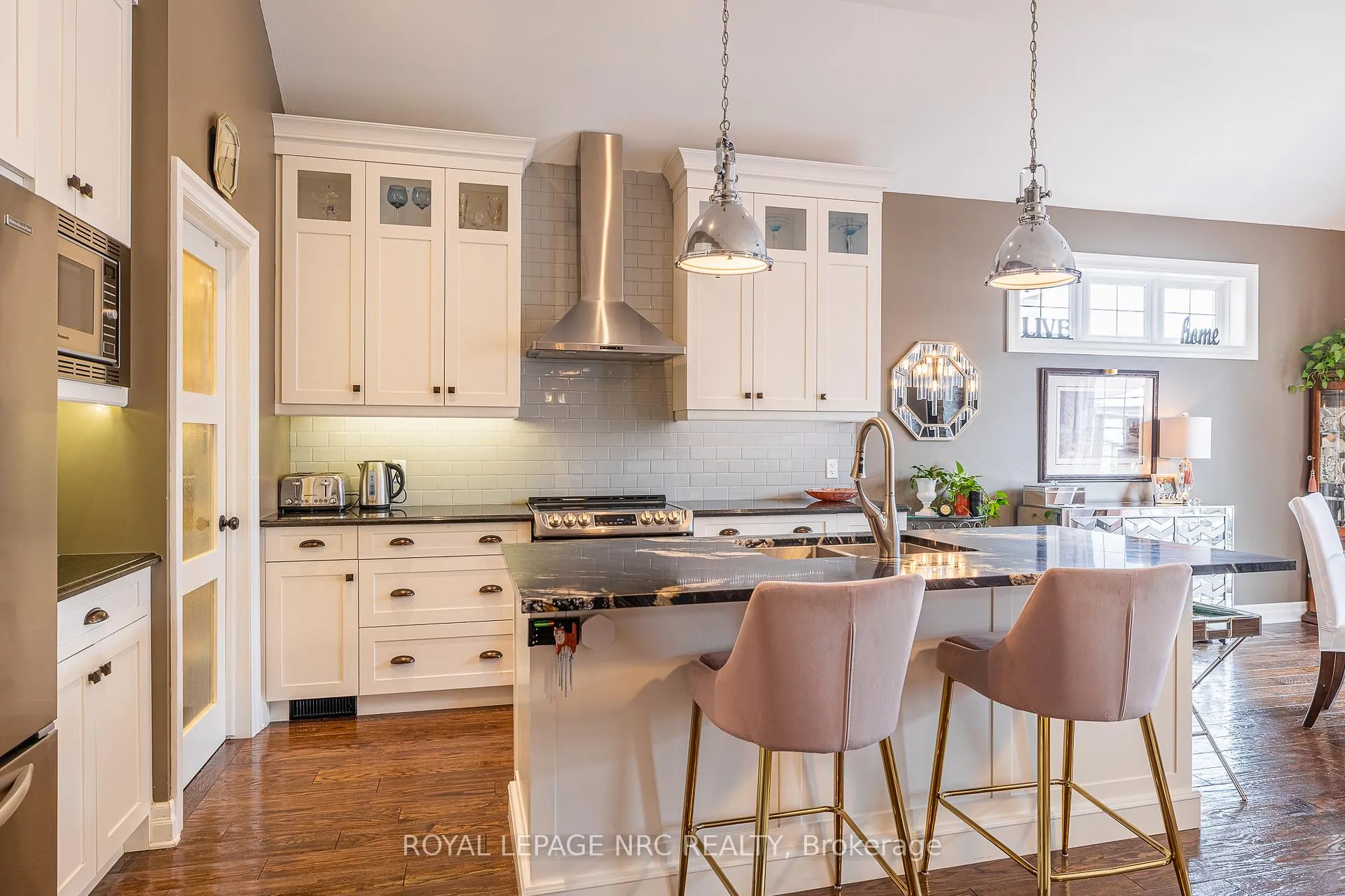 Photo 13 of 1534 Haist Street, Pelham, Fonthill — HOMEH