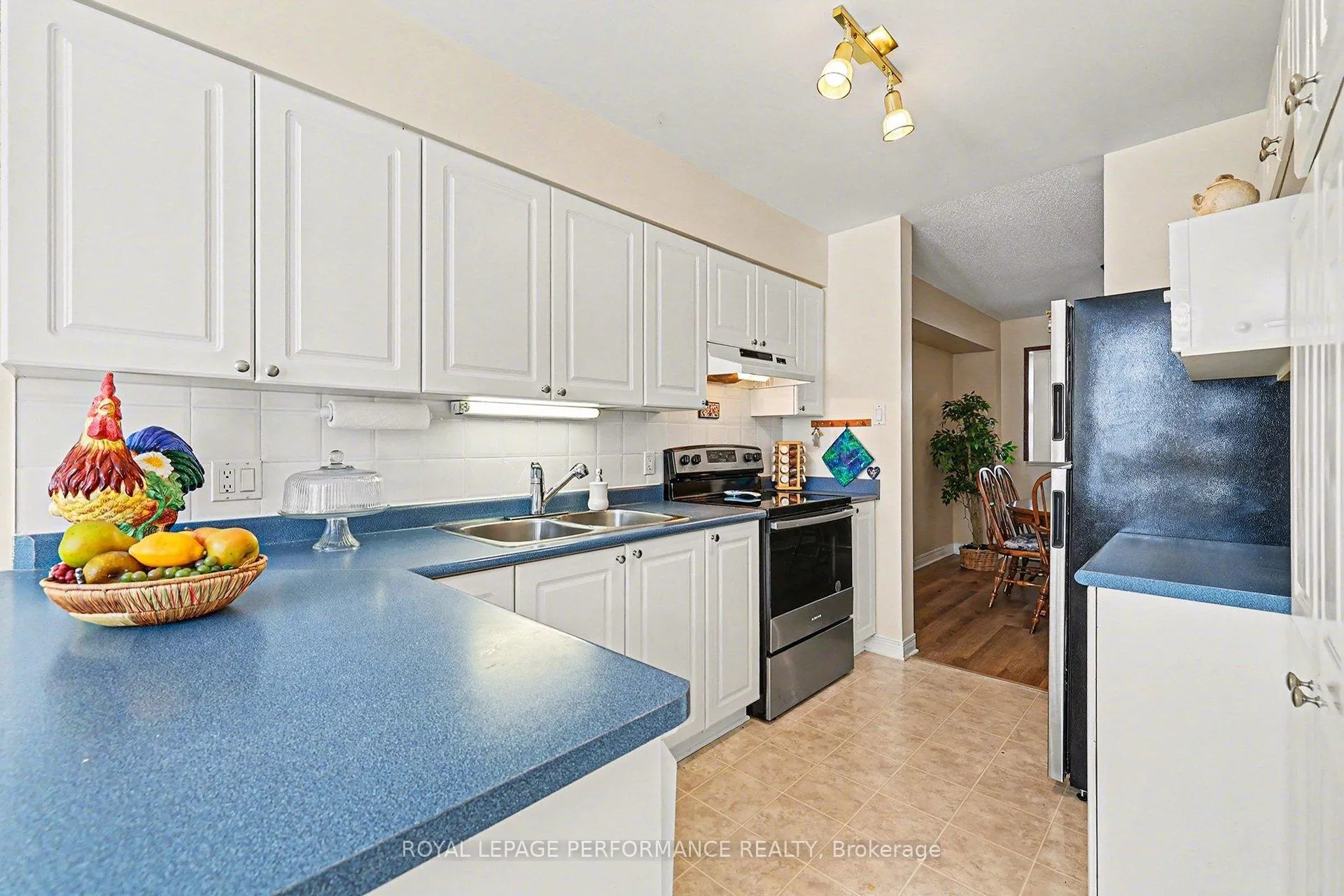 Photo 11 of 214 Windhurst Drive, Ottawa, Barrhaven East — HOMEH