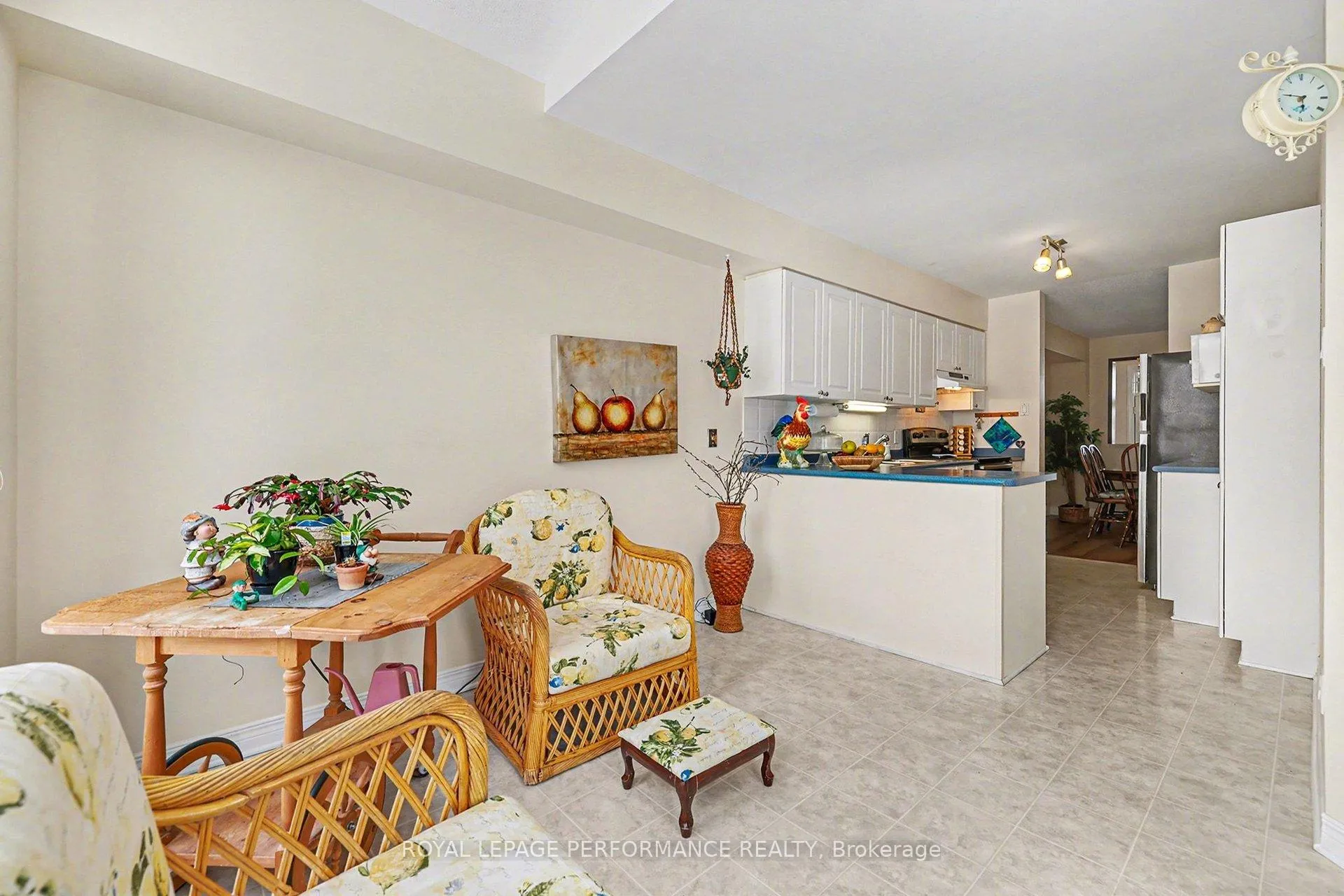 Photo 16 of 214 Windhurst Drive, Ottawa, Barrhaven East — HOMEH
