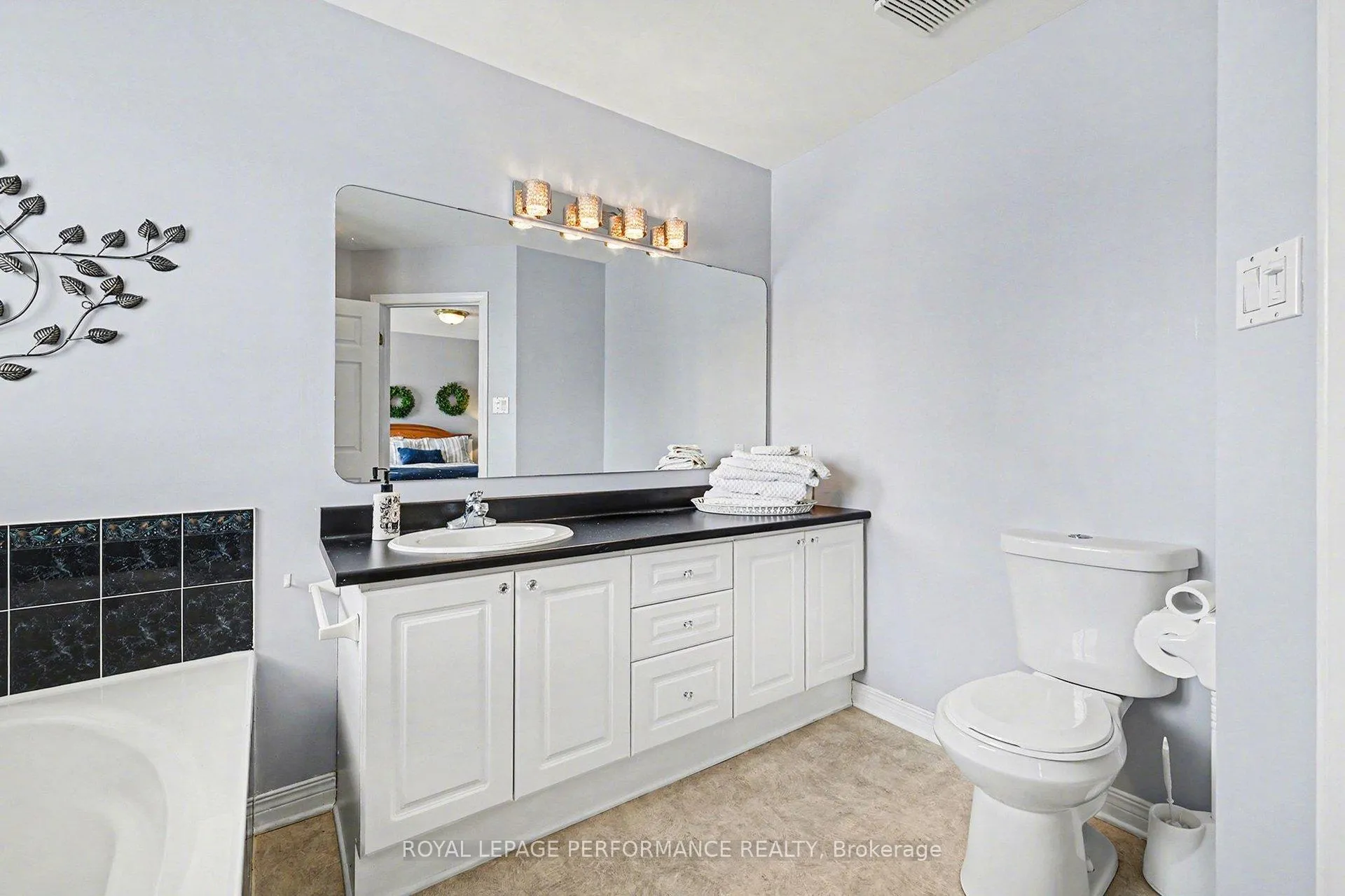 Photo 22 of 214 Windhurst Drive, Ottawa, Barrhaven East — HOMEH