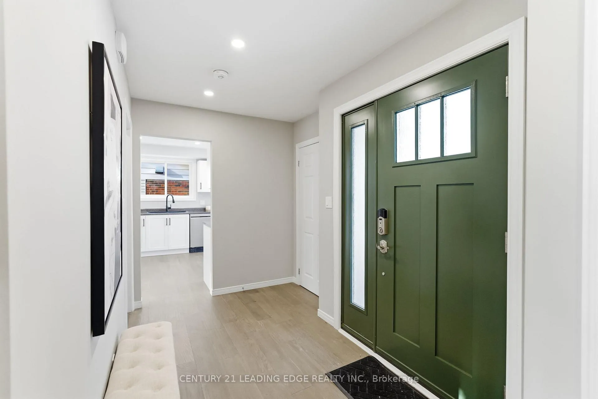 Photo 20 of 486 Crestwood Drive, Oshawa, O'Neill — HOMEH
