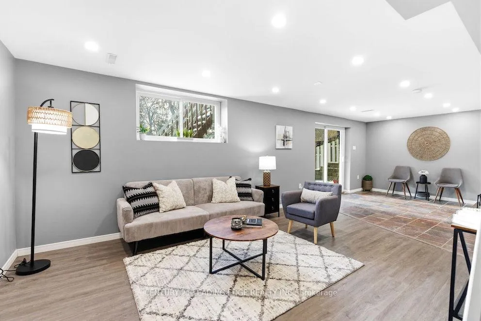 Photo 37 of 486 Crestwood Drive, Oshawa, O'Neill — HOMEH