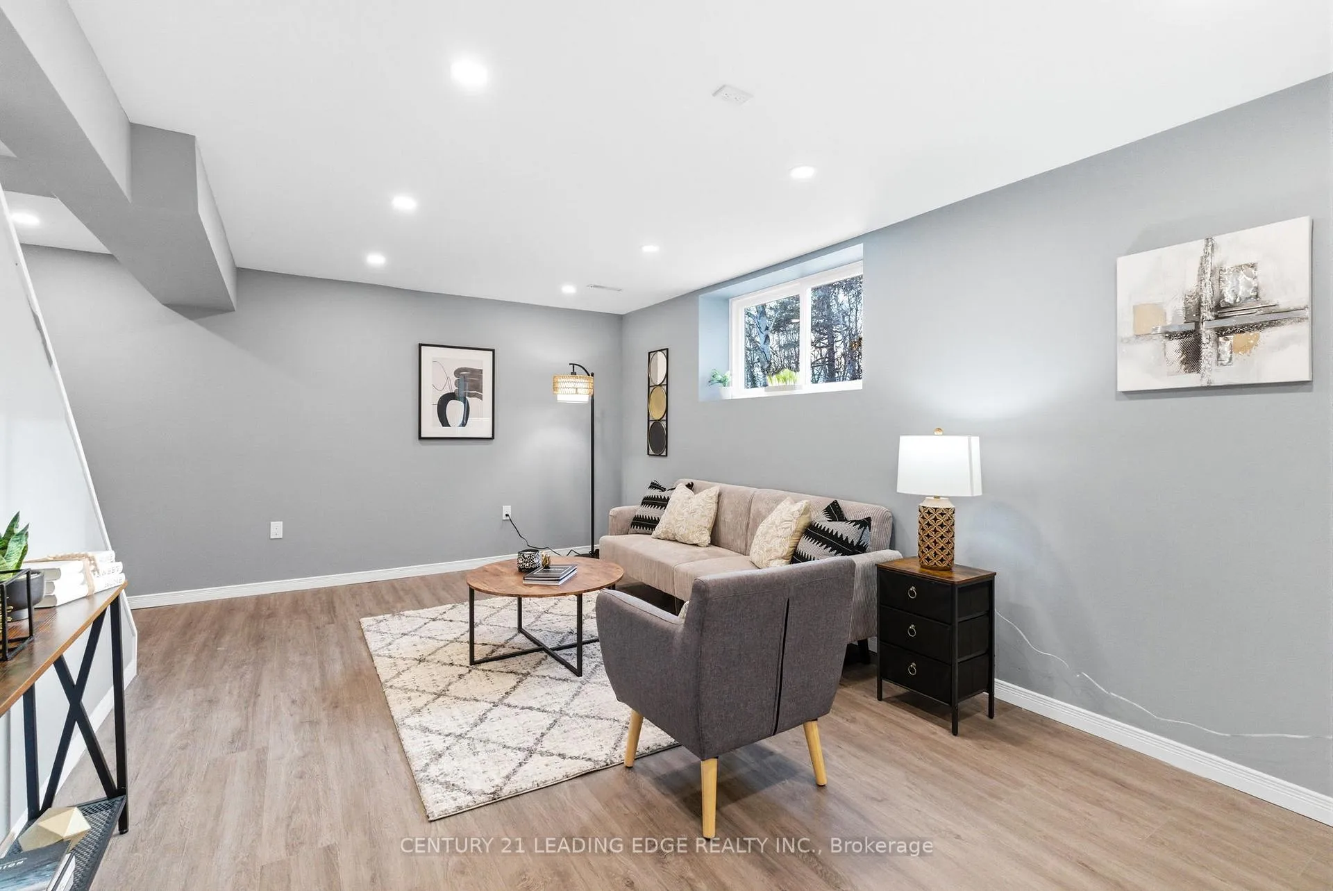 Photo 39 of 486 Crestwood Drive, Oshawa, O'Neill — HOMEH