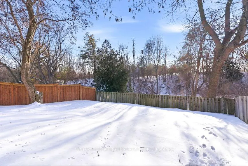 Photo 42 of 486 Crestwood Drive, Oshawa, O'Neill — HOMEH