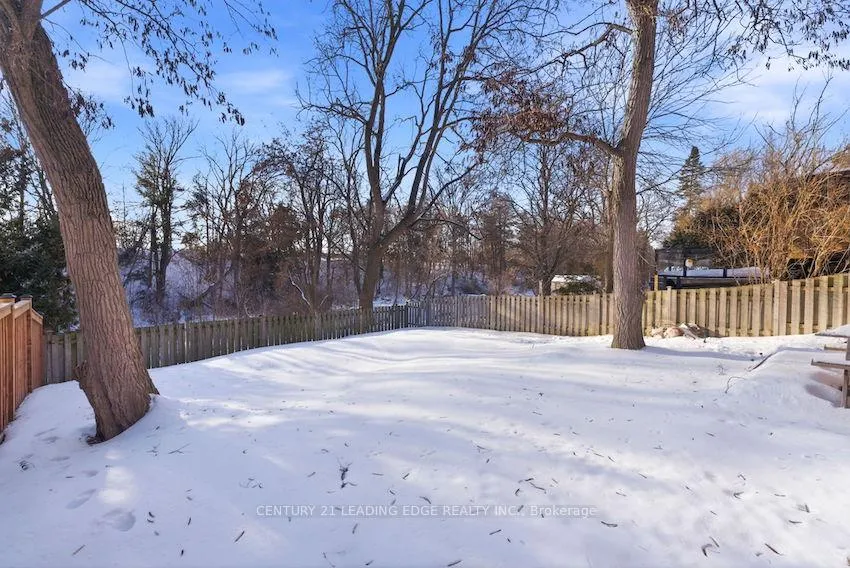 Photo 46 of 486 Crestwood Drive, Oshawa, O'Neill — HOMEH
