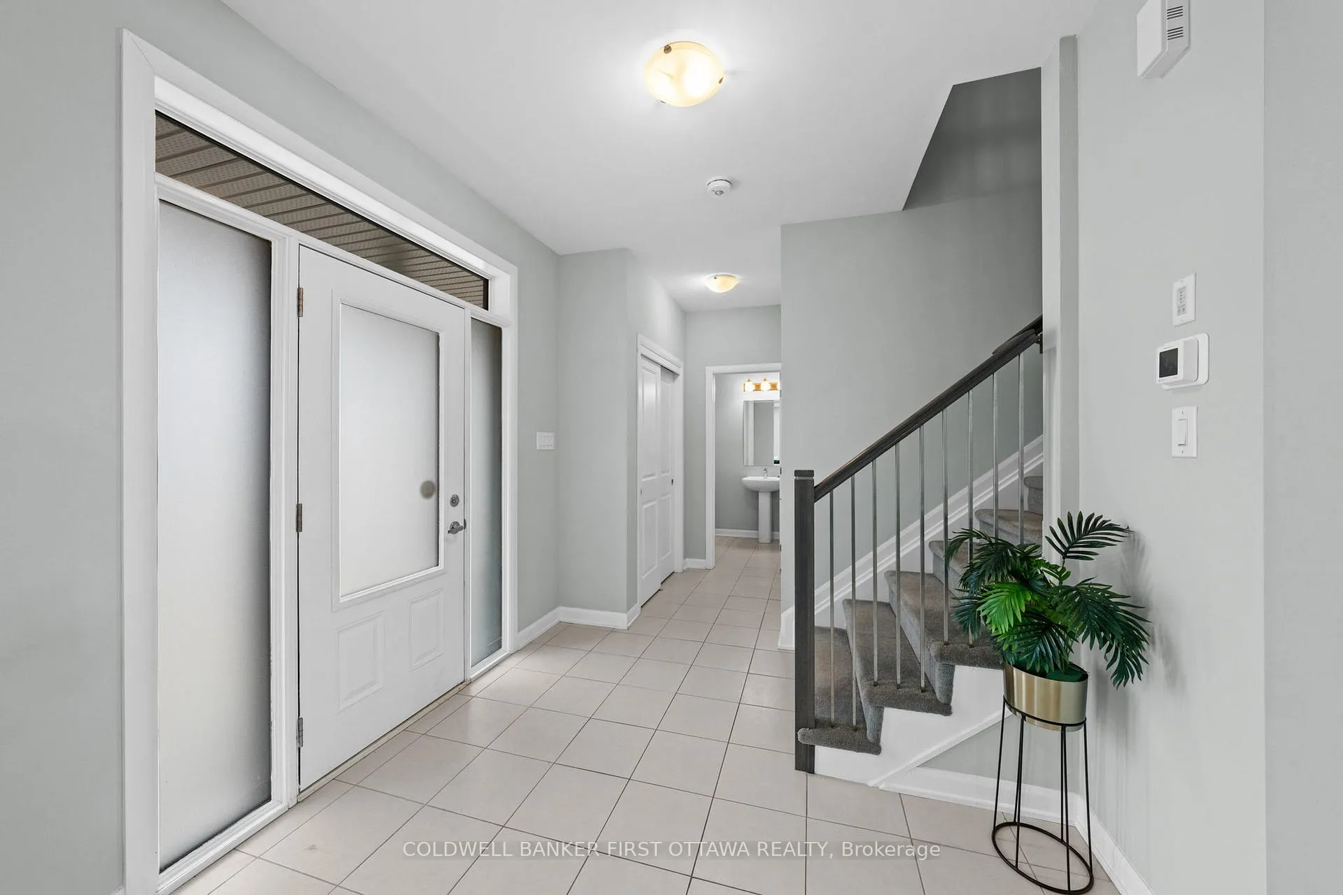 Photo 4 of 796 Cappamore Drive, Ottawa, Barrhaven - Half Moon Bay — HOMEH