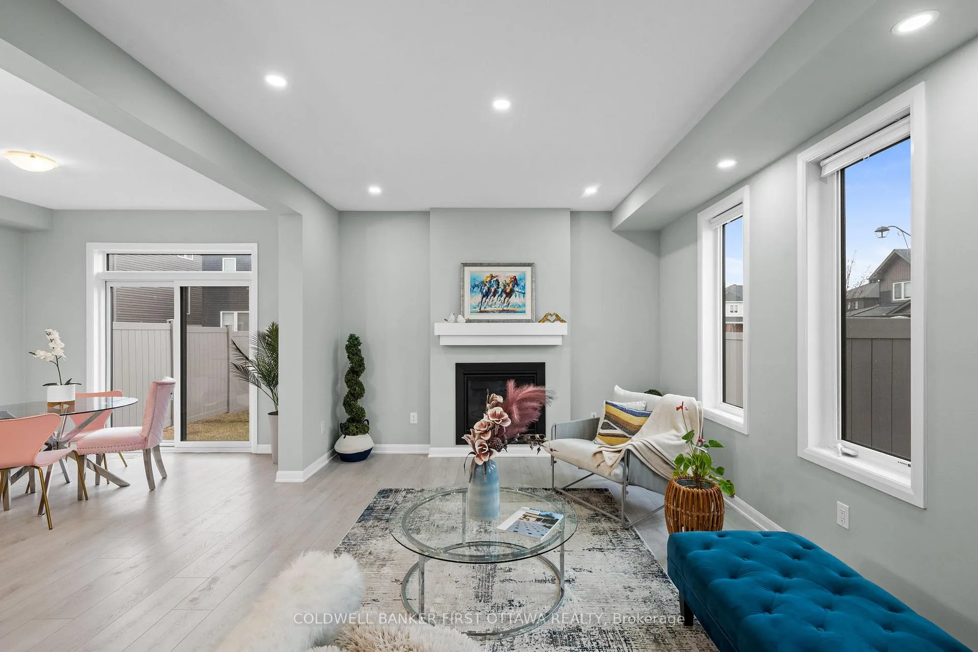 Photo 5 of 796 Cappamore Drive, Ottawa, Barrhaven - Half Moon Bay — HOMEH