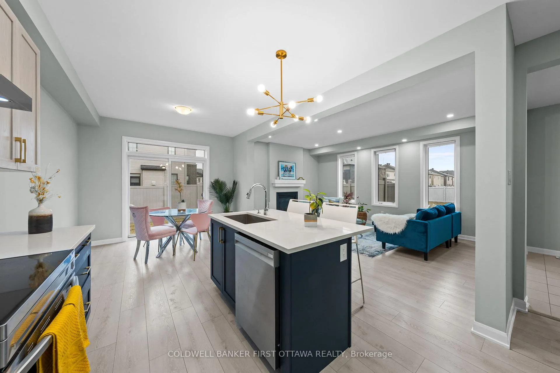 Photo 12 of 796 Cappamore Drive, Ottawa, Barrhaven - Half Moon Bay — HOMEH