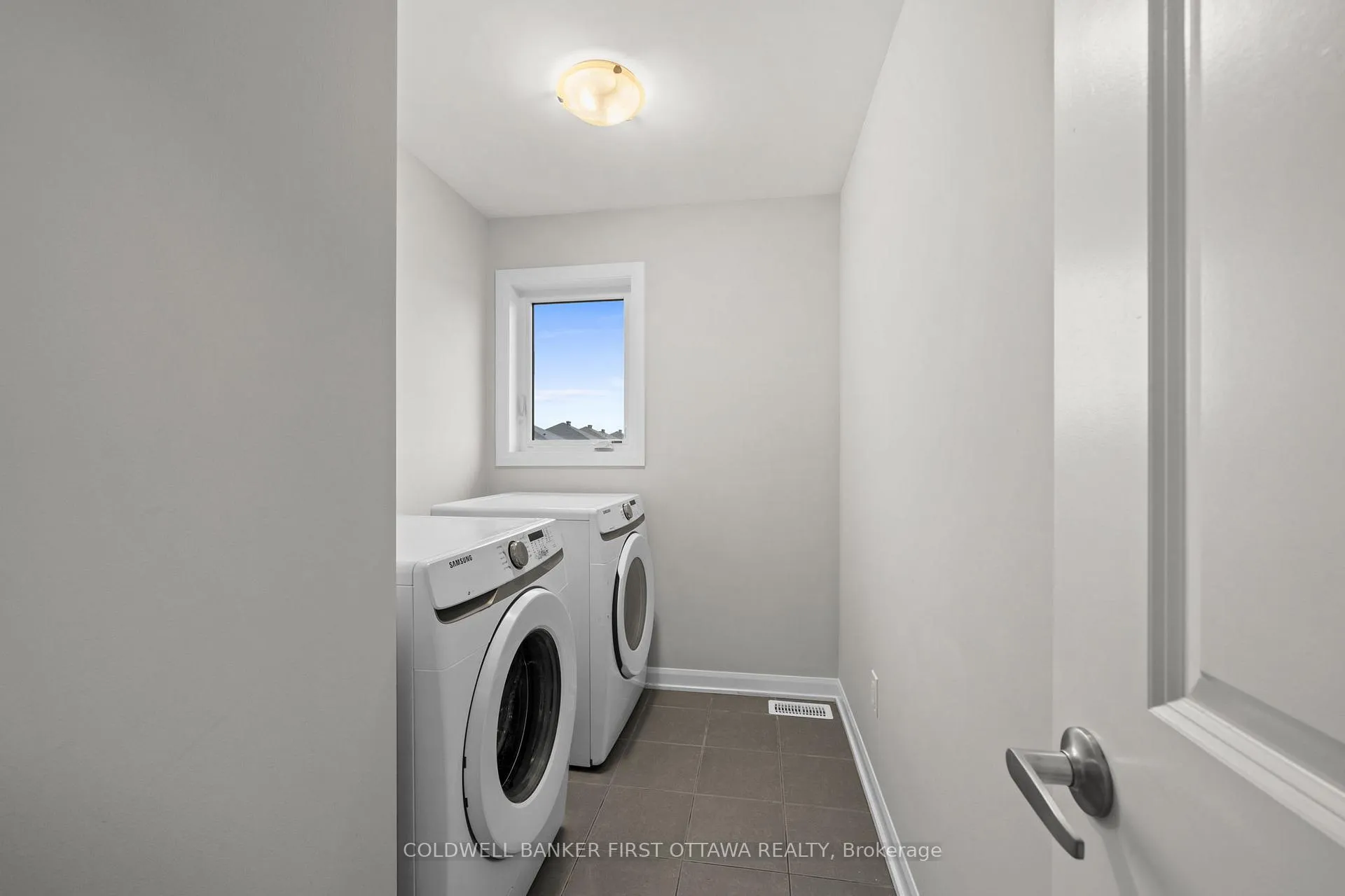 Photo 29 of 796 Cappamore Drive, Ottawa, Barrhaven - Half Moon Bay — HOMEH