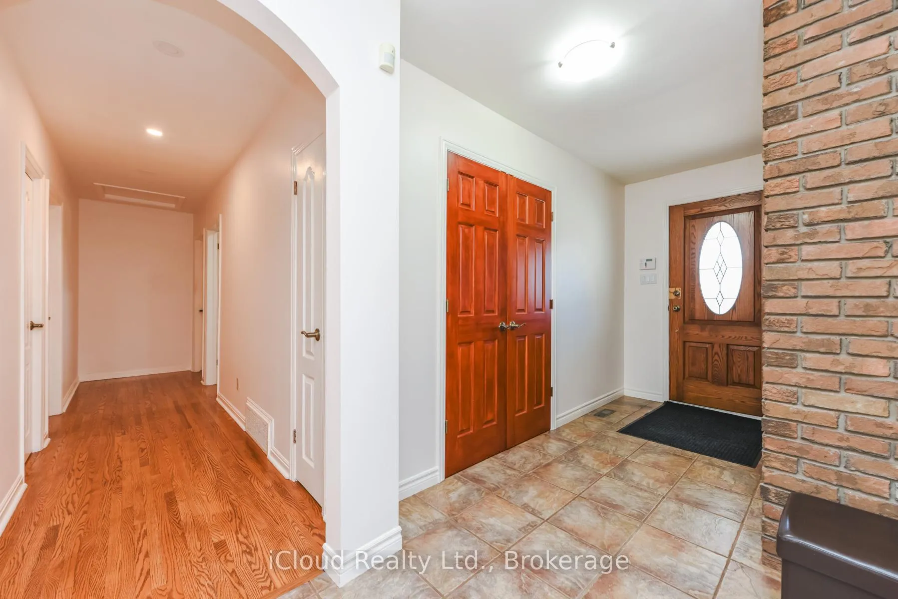 Photo 15 of 3 Cedar Drive, Caledon, Caledon Village — HOMEH