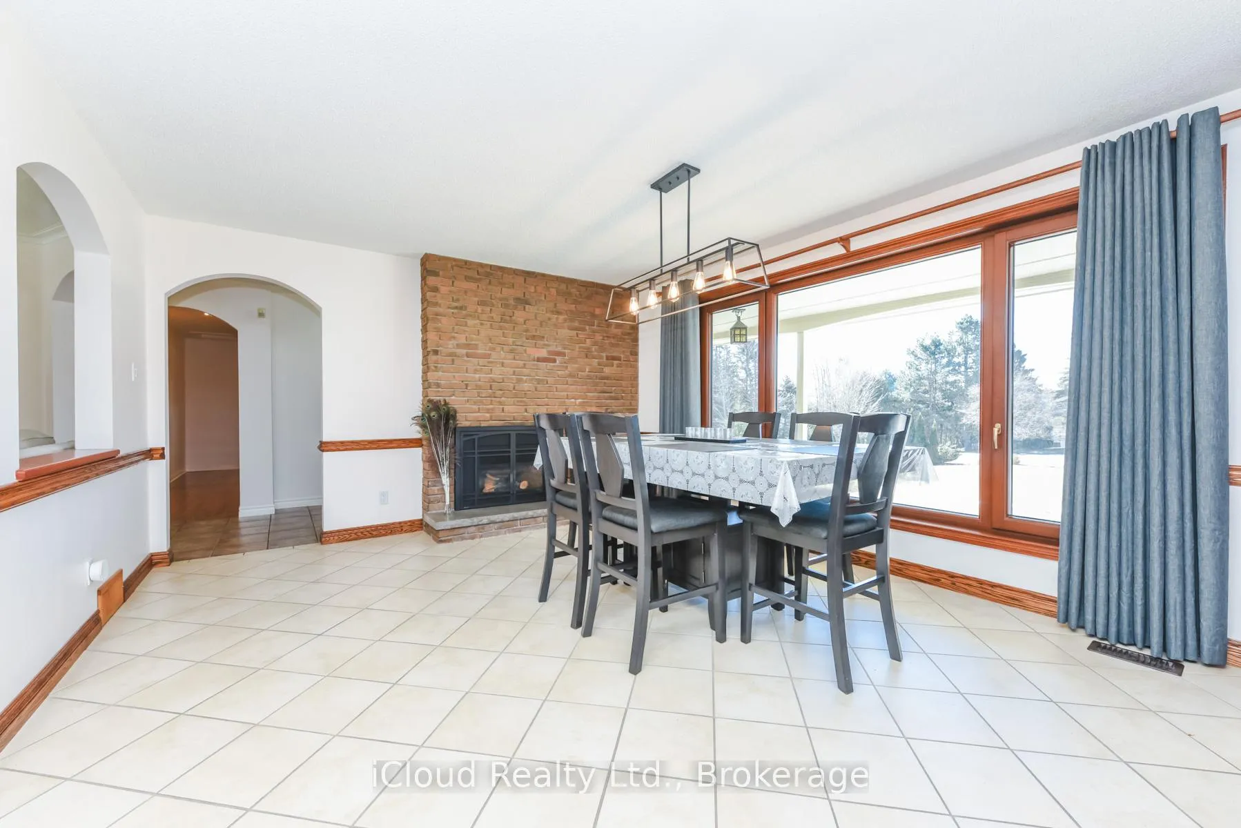Photo 17 of 3 Cedar Drive, Caledon, Caledon Village — HOMEH