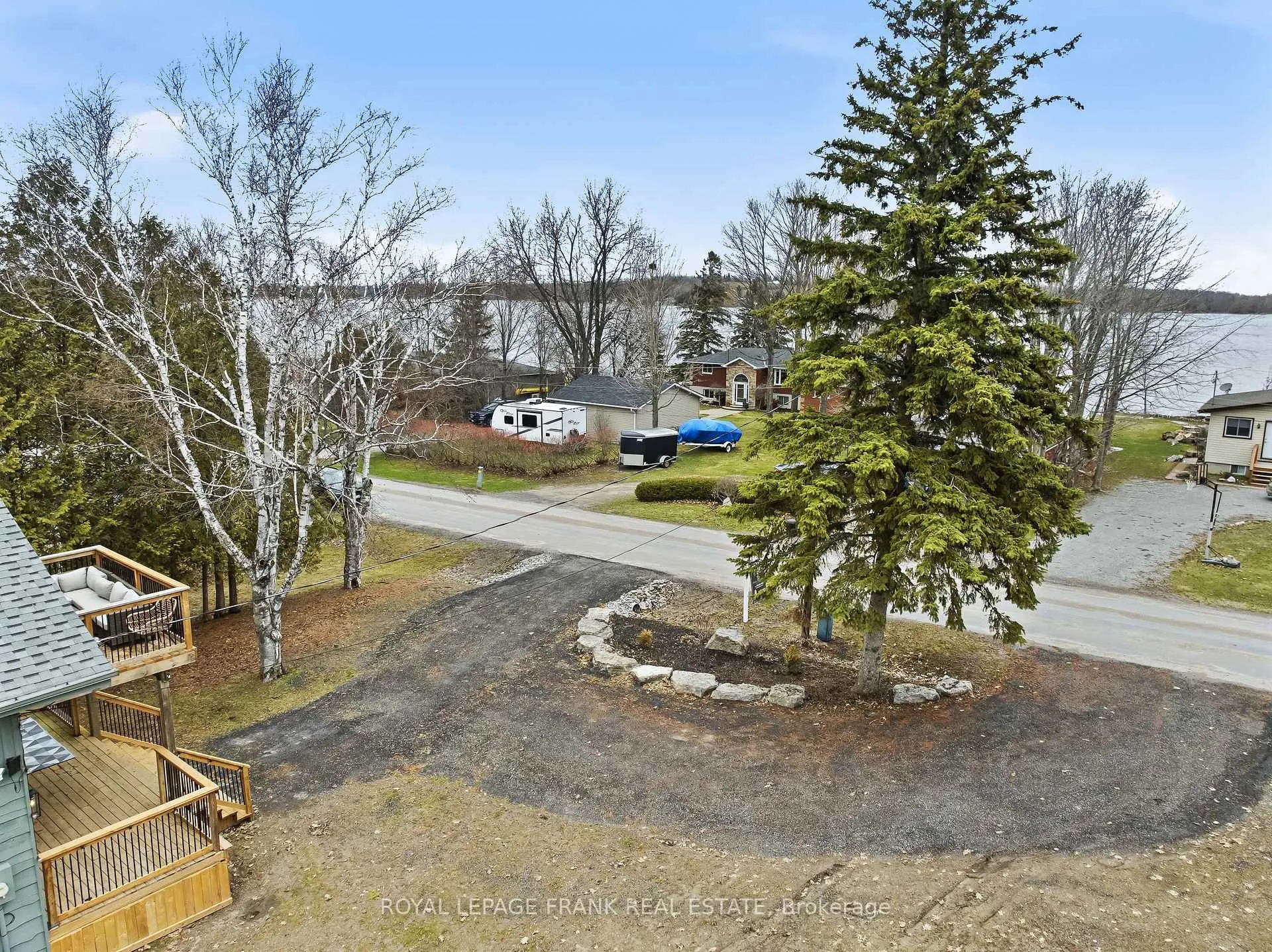 Photo 10 of 12 Shelley Drive, Kawartha Lakes, Mariposa — HOMEH