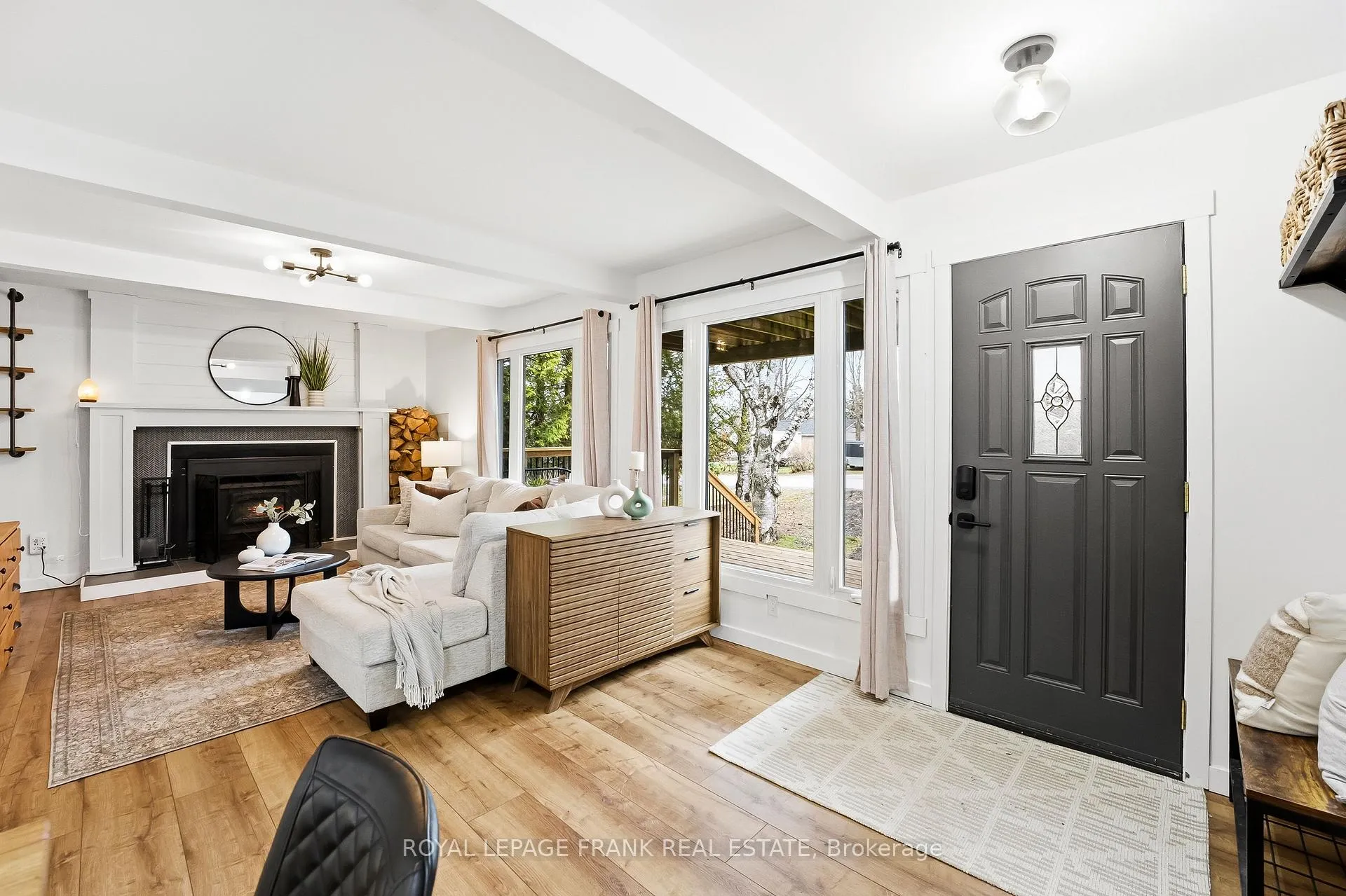Photo 15 of 12 Shelley Drive, Kawartha Lakes, Mariposa — HOMEH