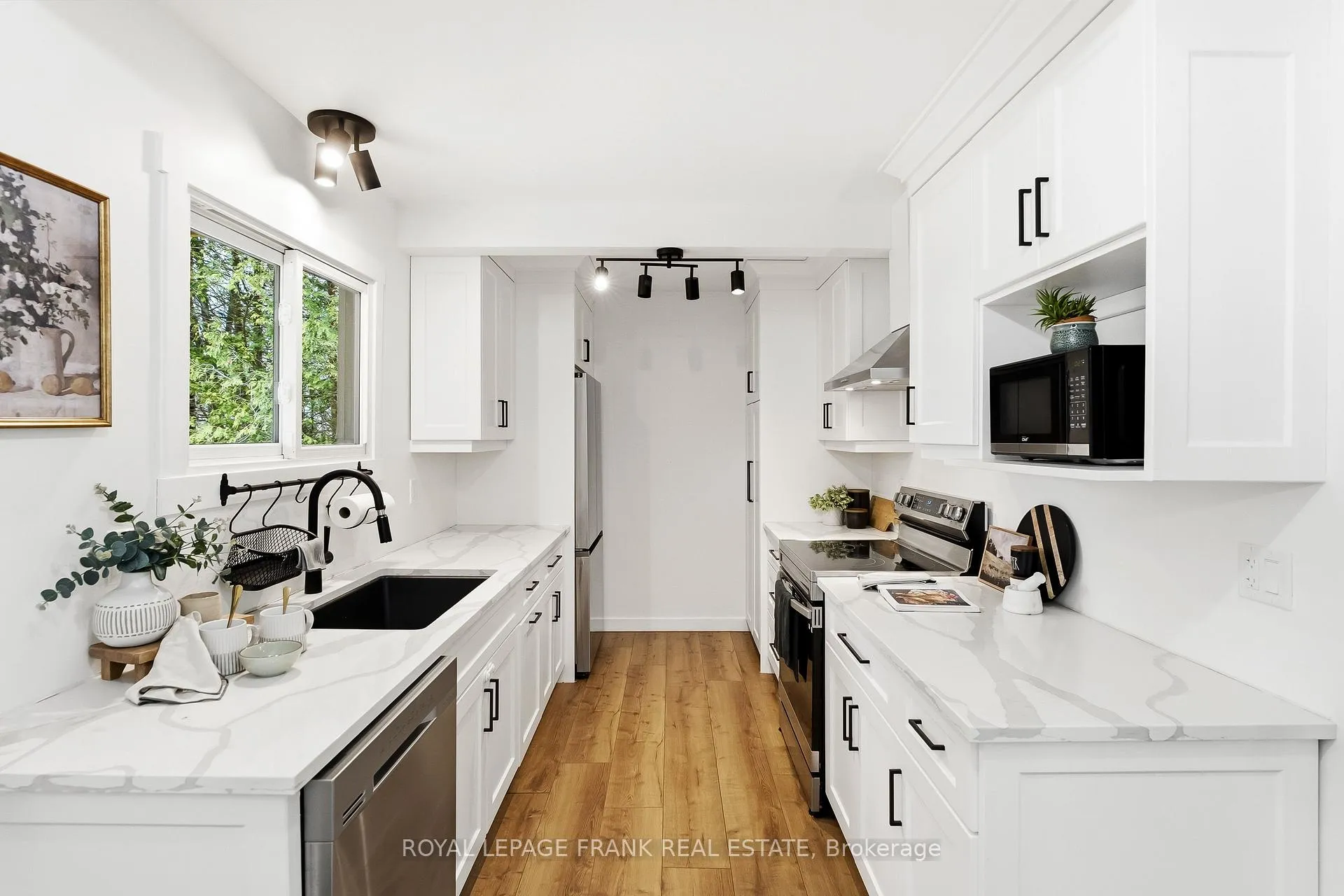 Photo 21 of 12 Shelley Drive, Kawartha Lakes, Mariposa — HOMEH