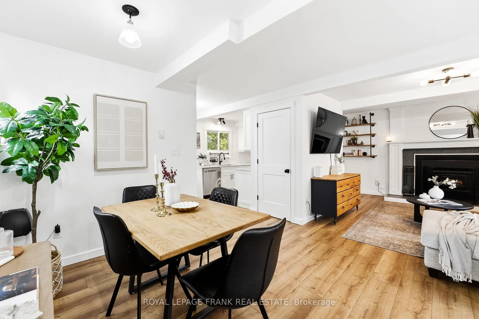 Photo 26 of 12 Shelley Drive, Kawartha Lakes, Mariposa — HOMEH