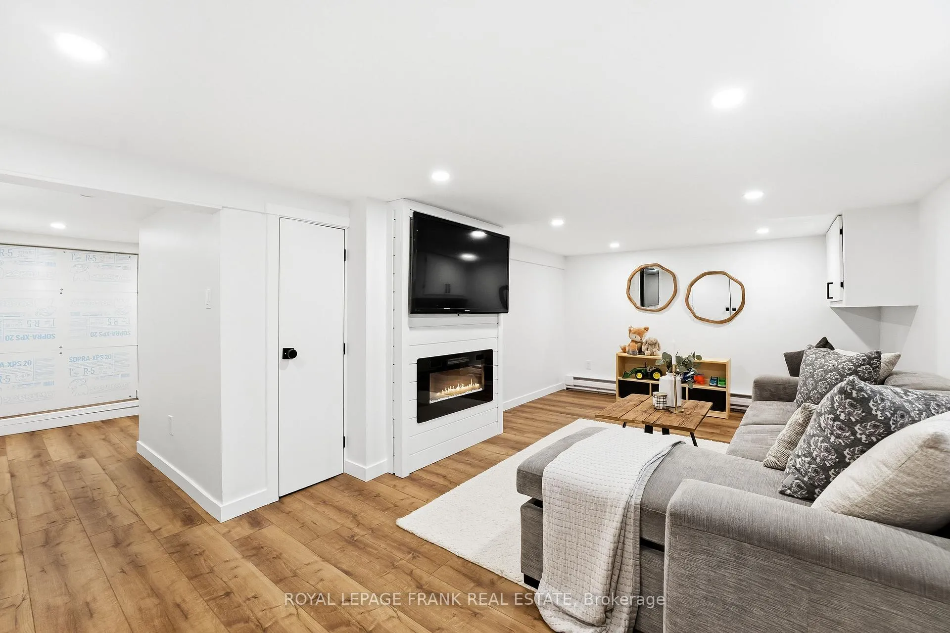 Photo 37 of 12 Shelley Drive, Kawartha Lakes, Mariposa — HOMEH