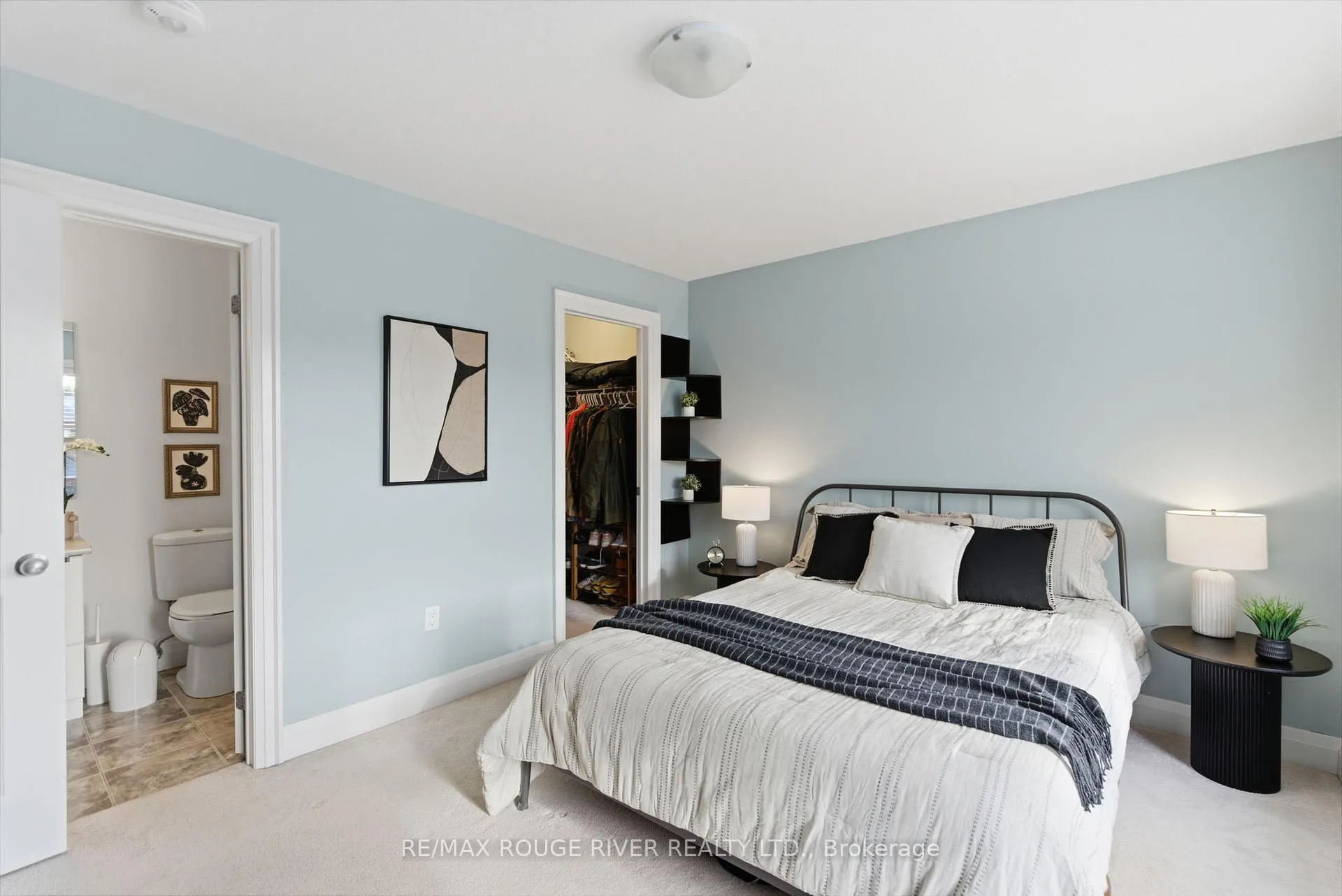 Photo 30 of 201 Varcoe Road, Clarington, Courtice — HOMEH